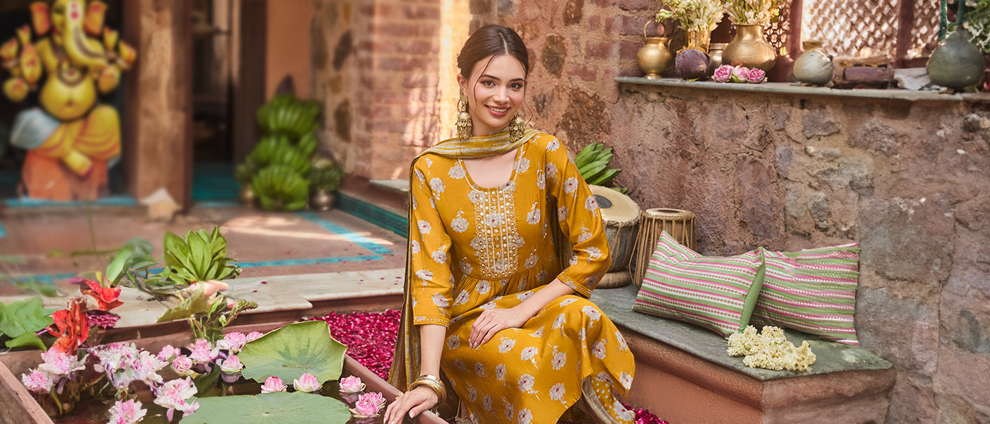Ganesh Chaturthi Outfit Ideas 2025: Elegant & Festive Picks