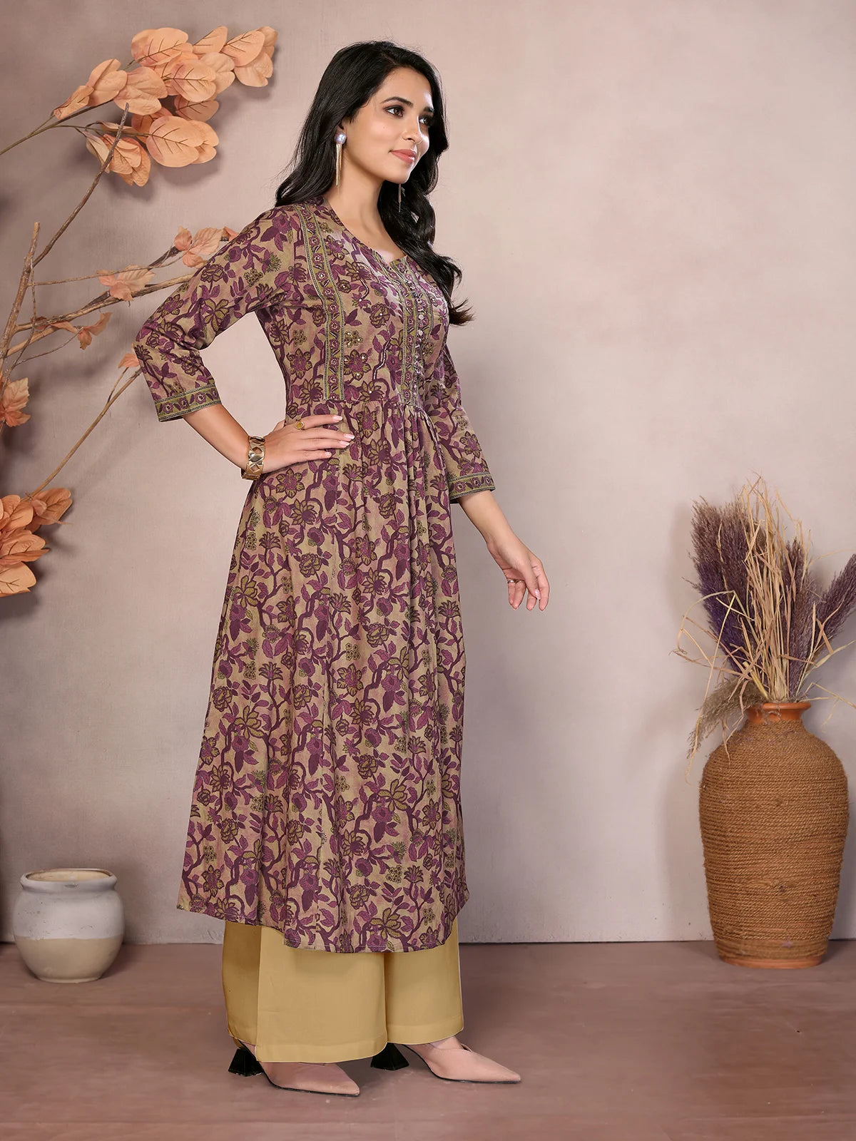 Buy కాటన్ ఎంబ్రాయిడరీ కాఫ్ లెంగ్త్ అనార్కలి కుర్తా-వైన్