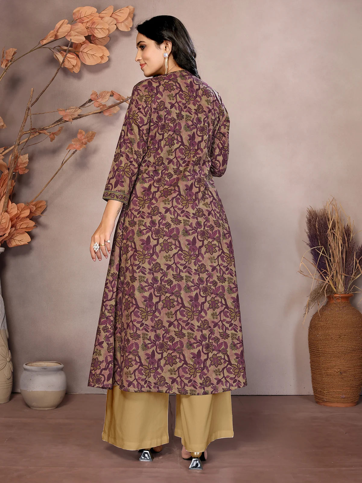 Buy కాటన్ ఎంబ్రాయిడరీ కాఫ్ లెంగ్త్ అనార్కలి కుర్తా-వైన్