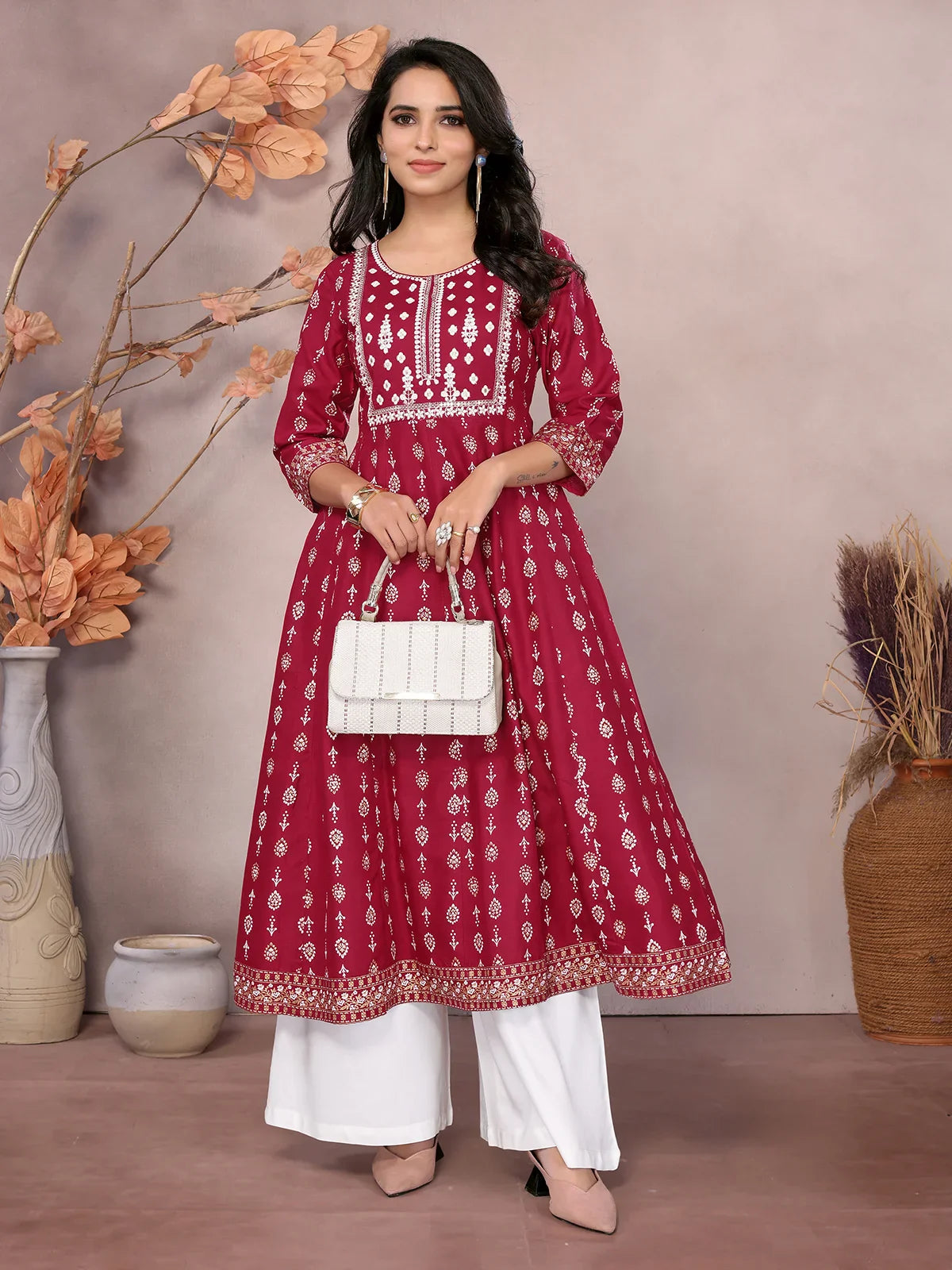 Buy రేయాన్ ఎంబ్రాయిడరీ కాఫ్ లెంగ్త్ అనార్కలి కుర్తా-మెరూన్