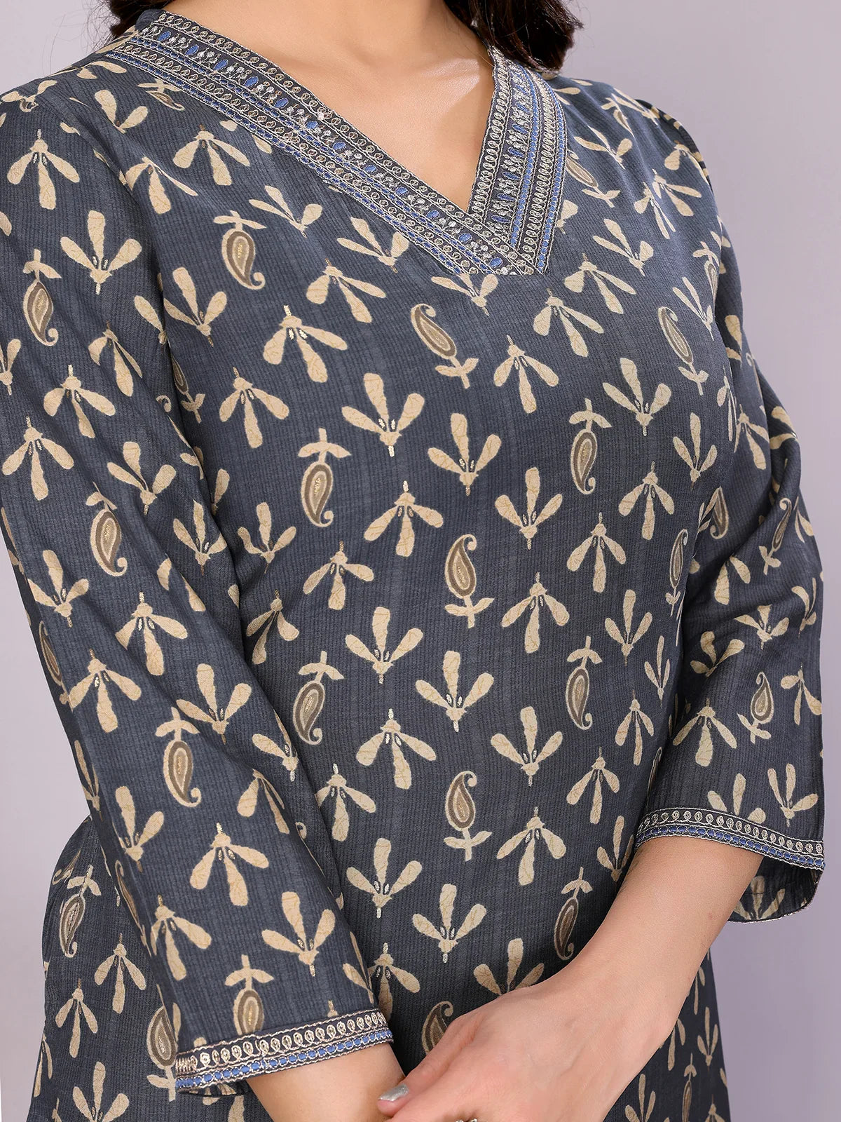 Buy Chanderi Embroidered Straight Calf Length Kurta with Pant and Dupatta-Navy Blue