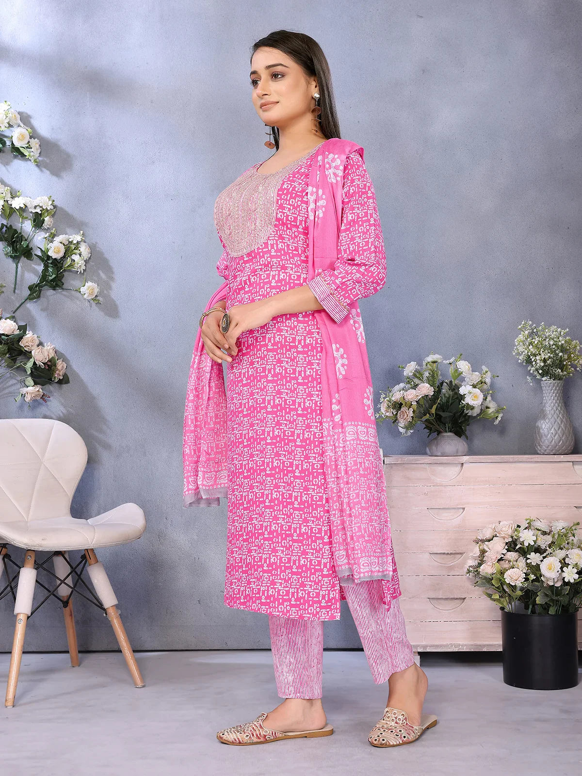 Buy Rayon Embroidered Straight Calf Length Kurta with Pant and Dupatta-Pink