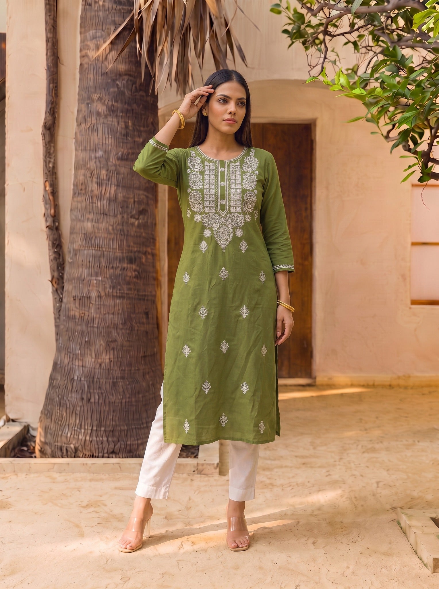 Rayon Embroidered Straight Knee Length Kurta