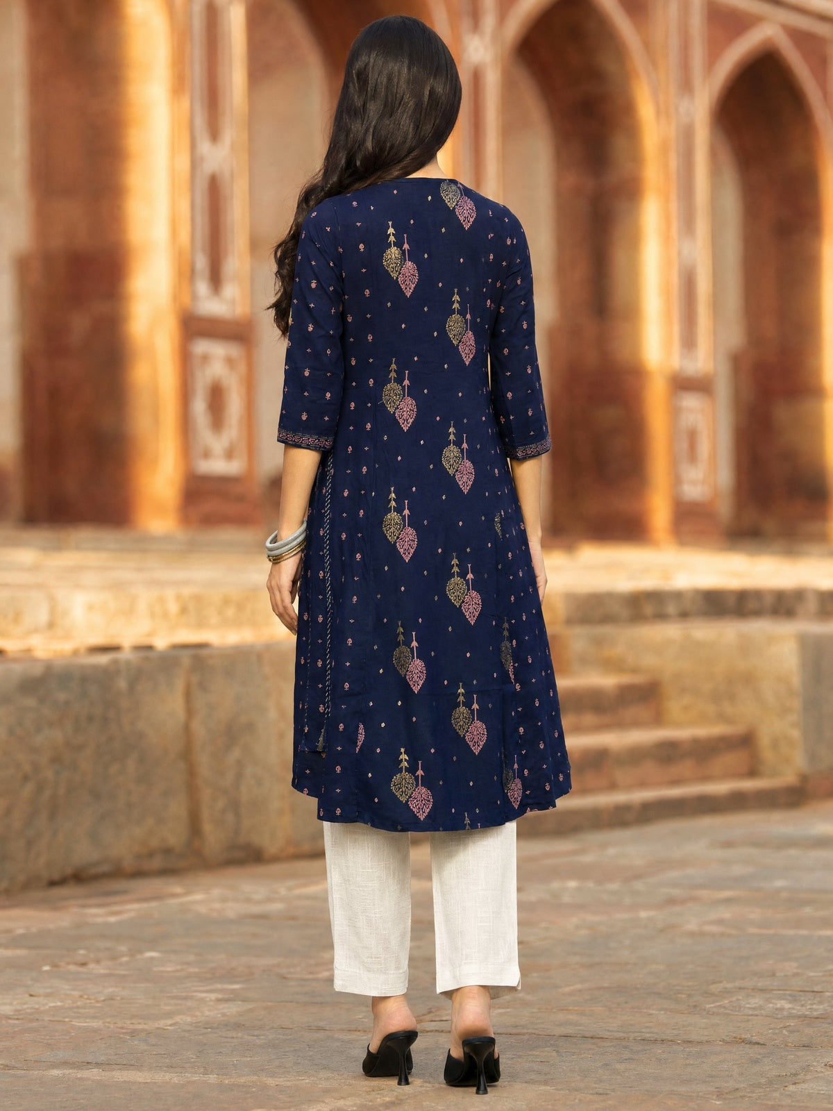 Viscose Embroidered Anarkali Calf Length Kurta