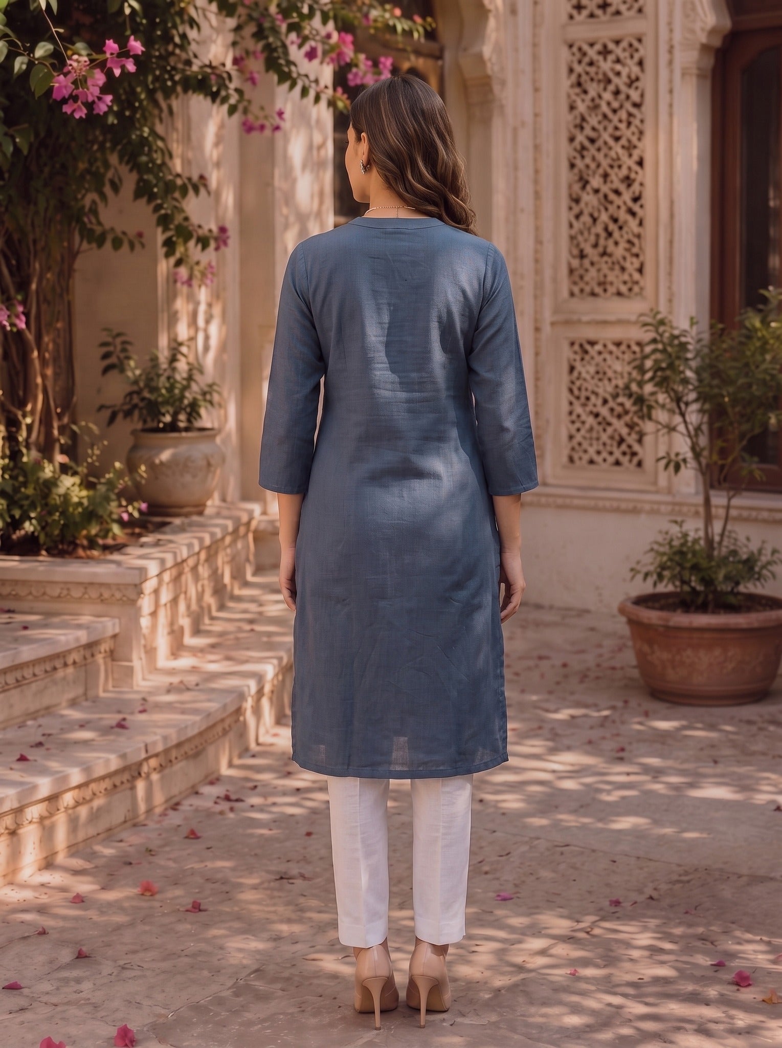 Rayon Embroidered Straight Knee Length Kurta