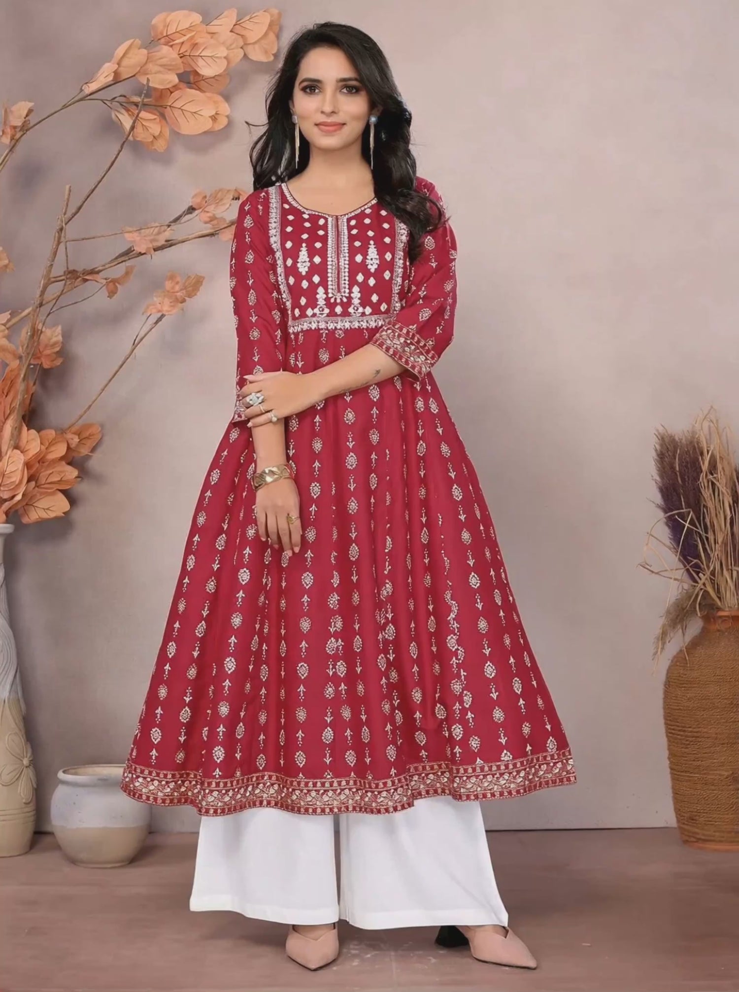 Buy రేయాన్ ఎంబ్రాయిడరీ కాఫ్ లెంగ్త్ అనార్కలి కుర్తా-మెరూన్