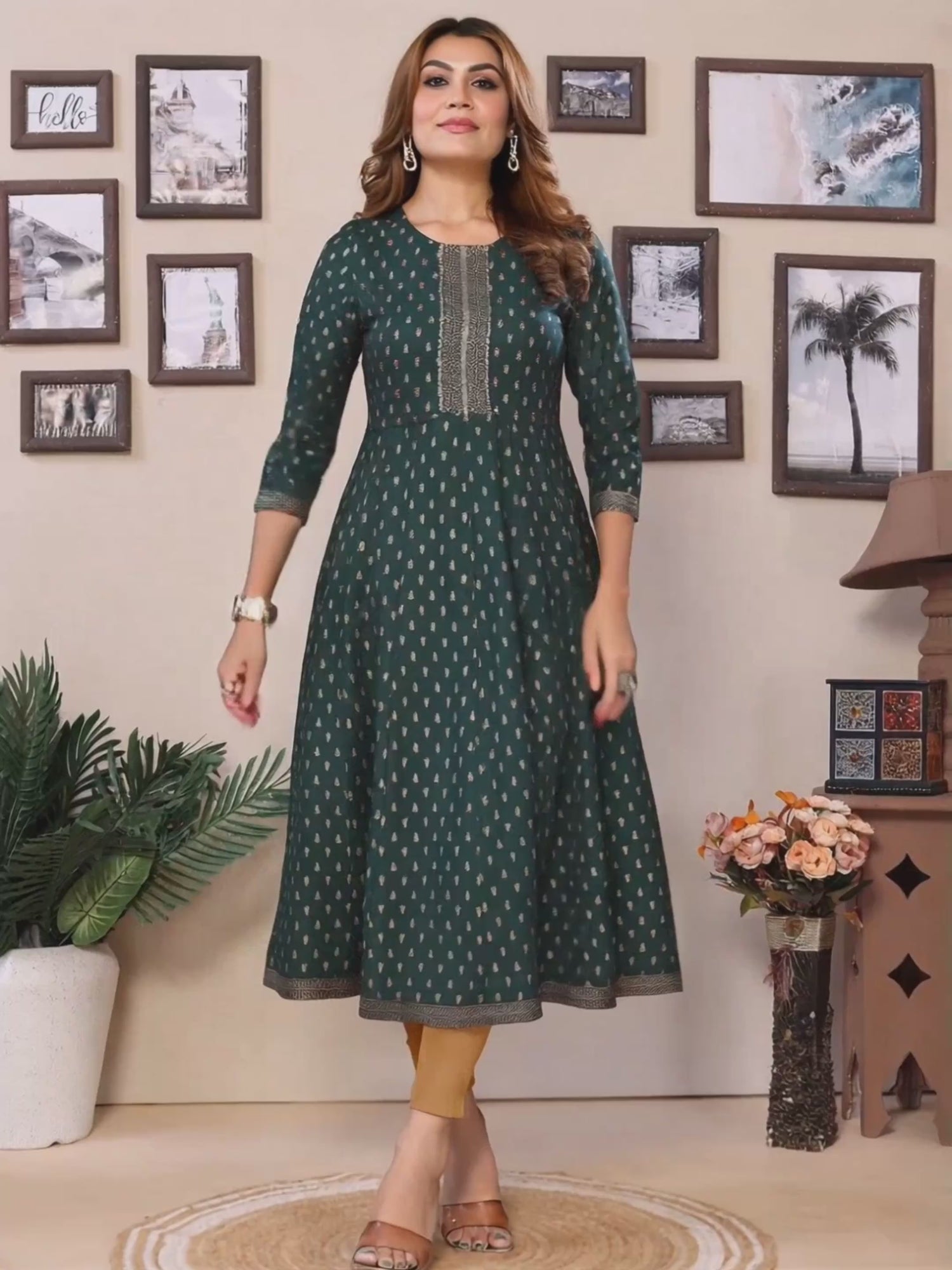 Buy రేయాన్ ఎంబ్రాయిడరీ కాఫ్ లెంగ్త్ అనార్కలి కుర్తా-ఆకుపచ్చ