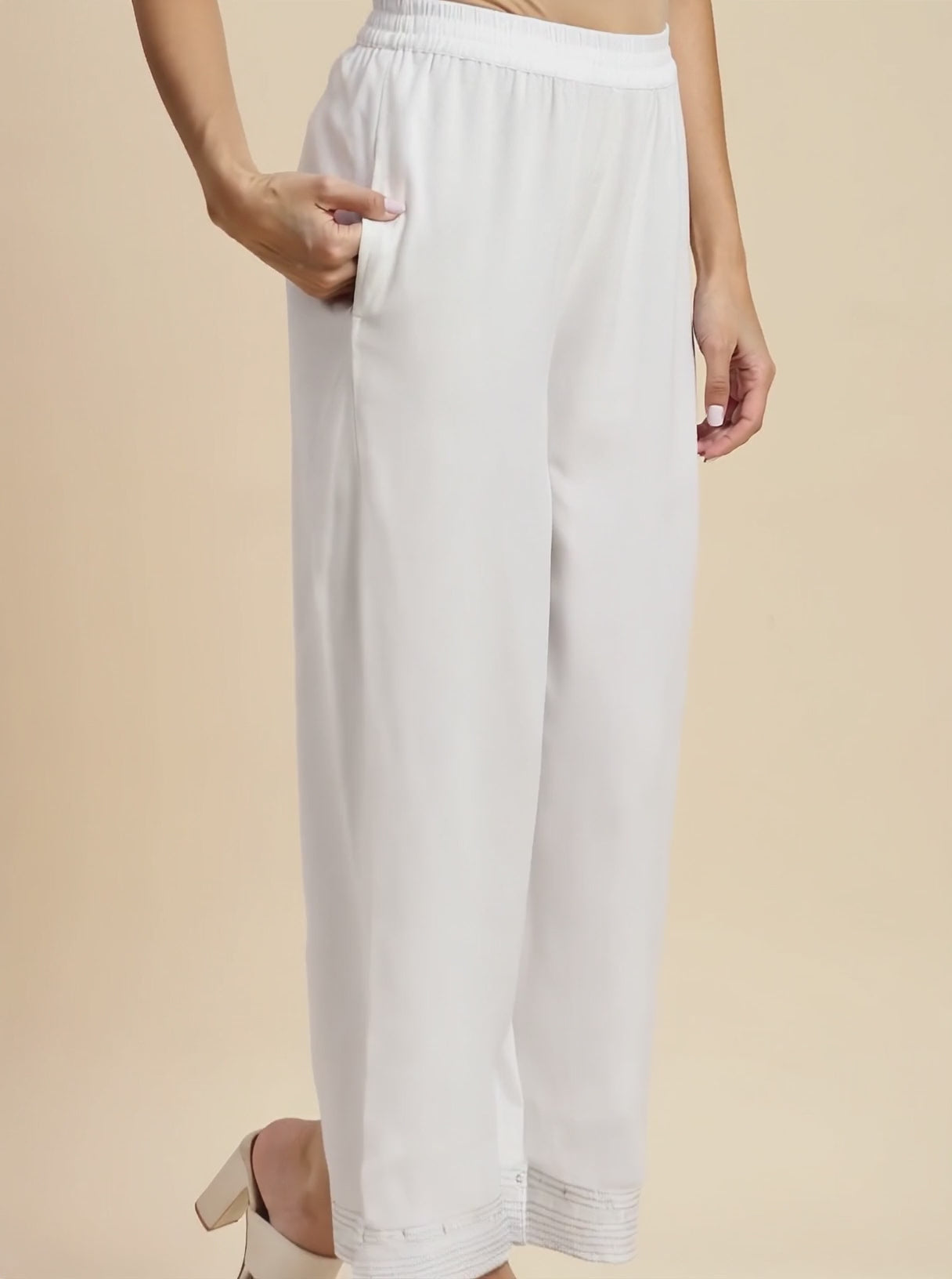 Buy రేయాన్ ఎంబ్రాయిడరీ చీలమండ పొడవు రెగ్యులర్ పలాజ్జో-ఆఫ్ వైట్