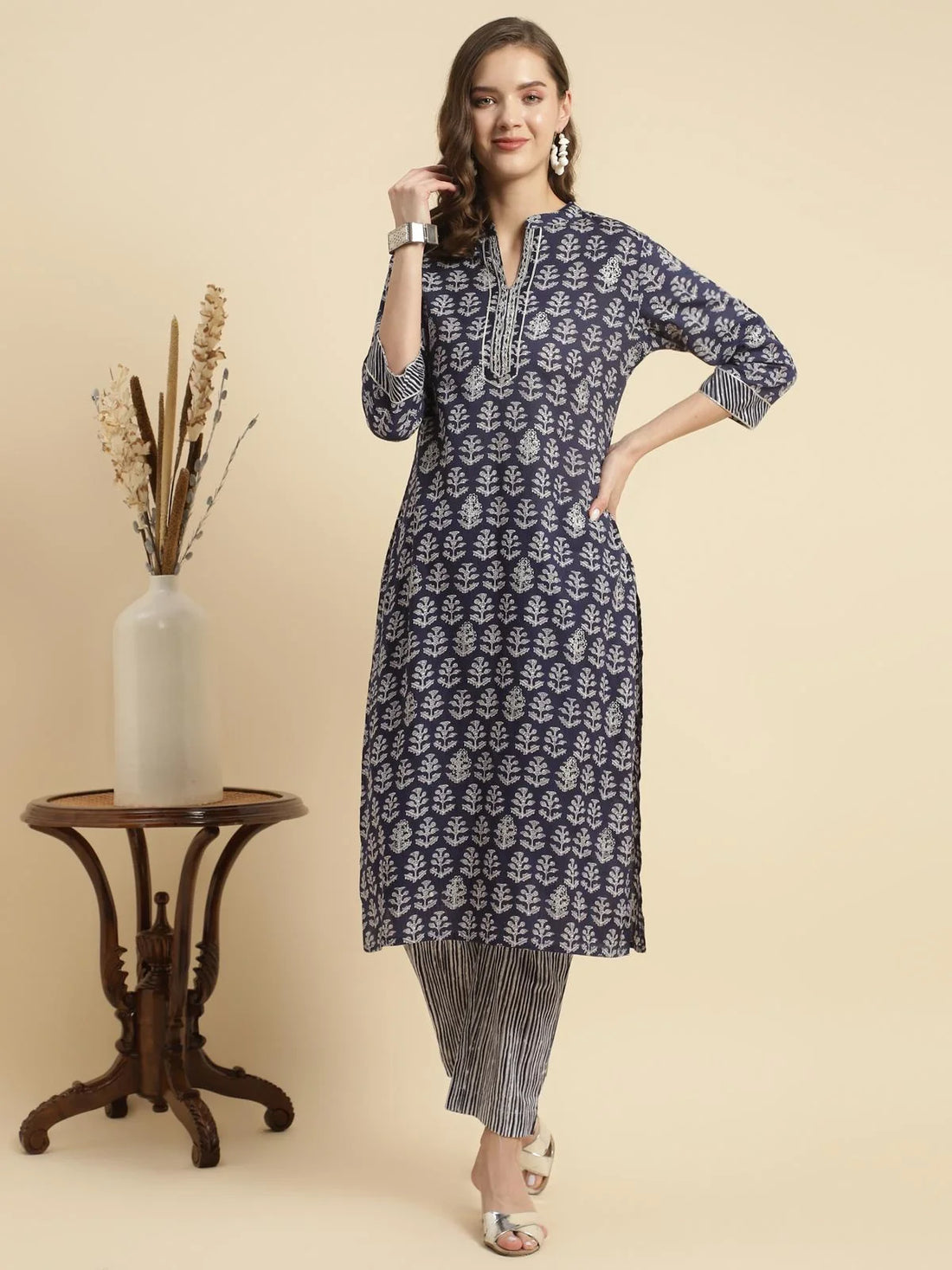 Buy Cotton Floral Printed Calf Length Straight Kurta With Pant-Indigo