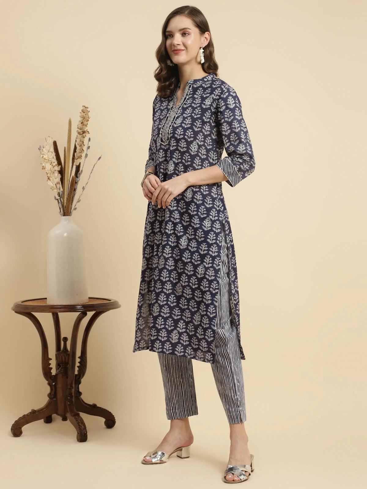 Buy Cotton Floral Printed Calf Length Straight Kurta With Pant-Indigo