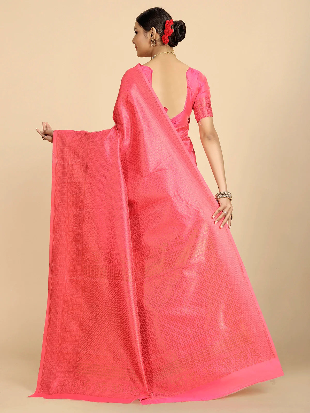 Buy Ethnic Motifs Banarasi Silk Saree With Blouse Piece-Pink