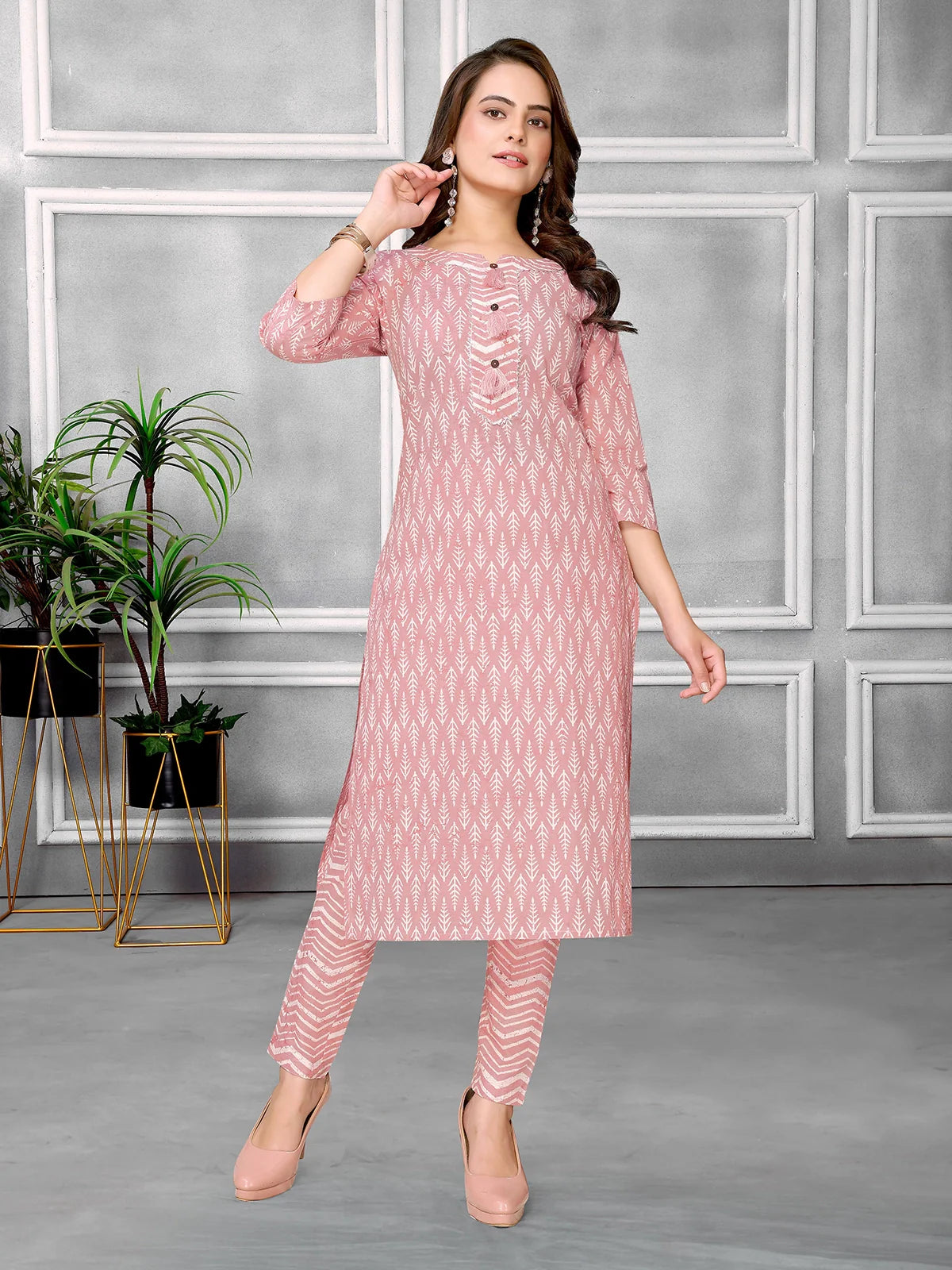 Buy Cotton Printed Calf Length Straight Kurta With Pant-Peach