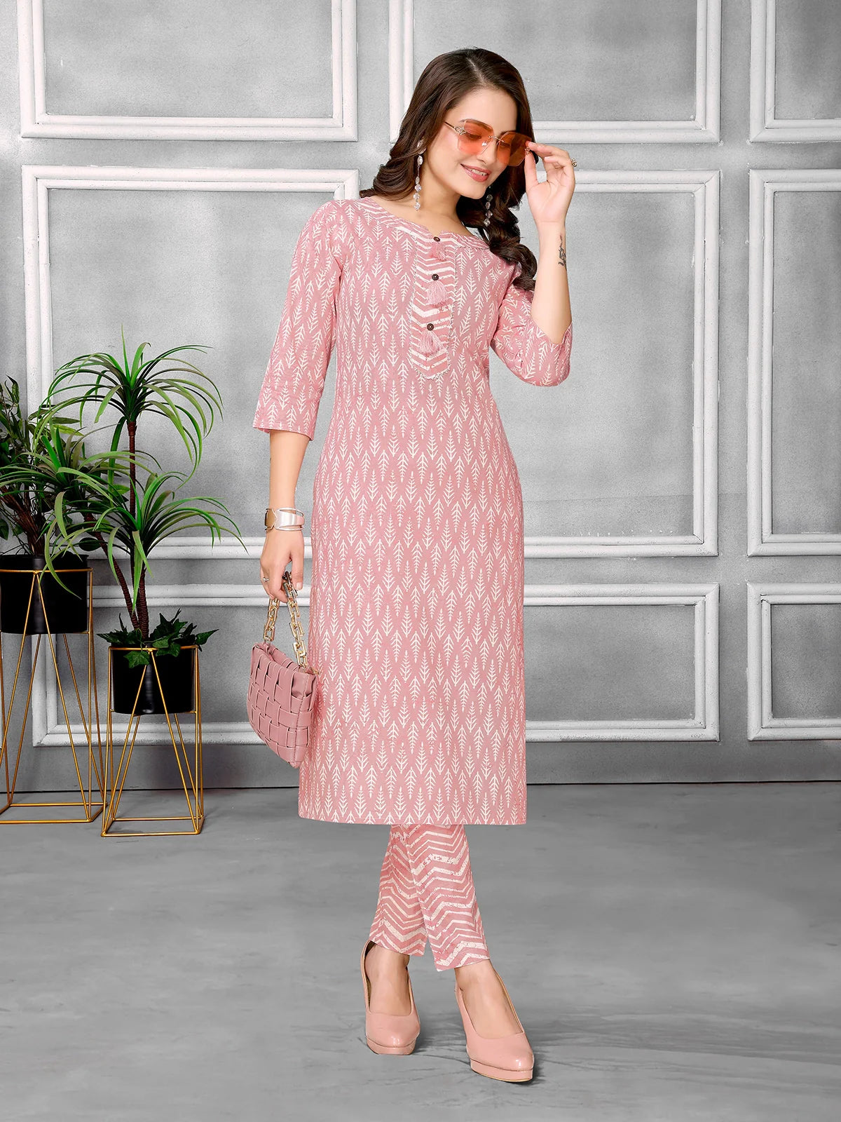 Buy Cotton Printed Calf Length Straight Kurta With Pant-Peach