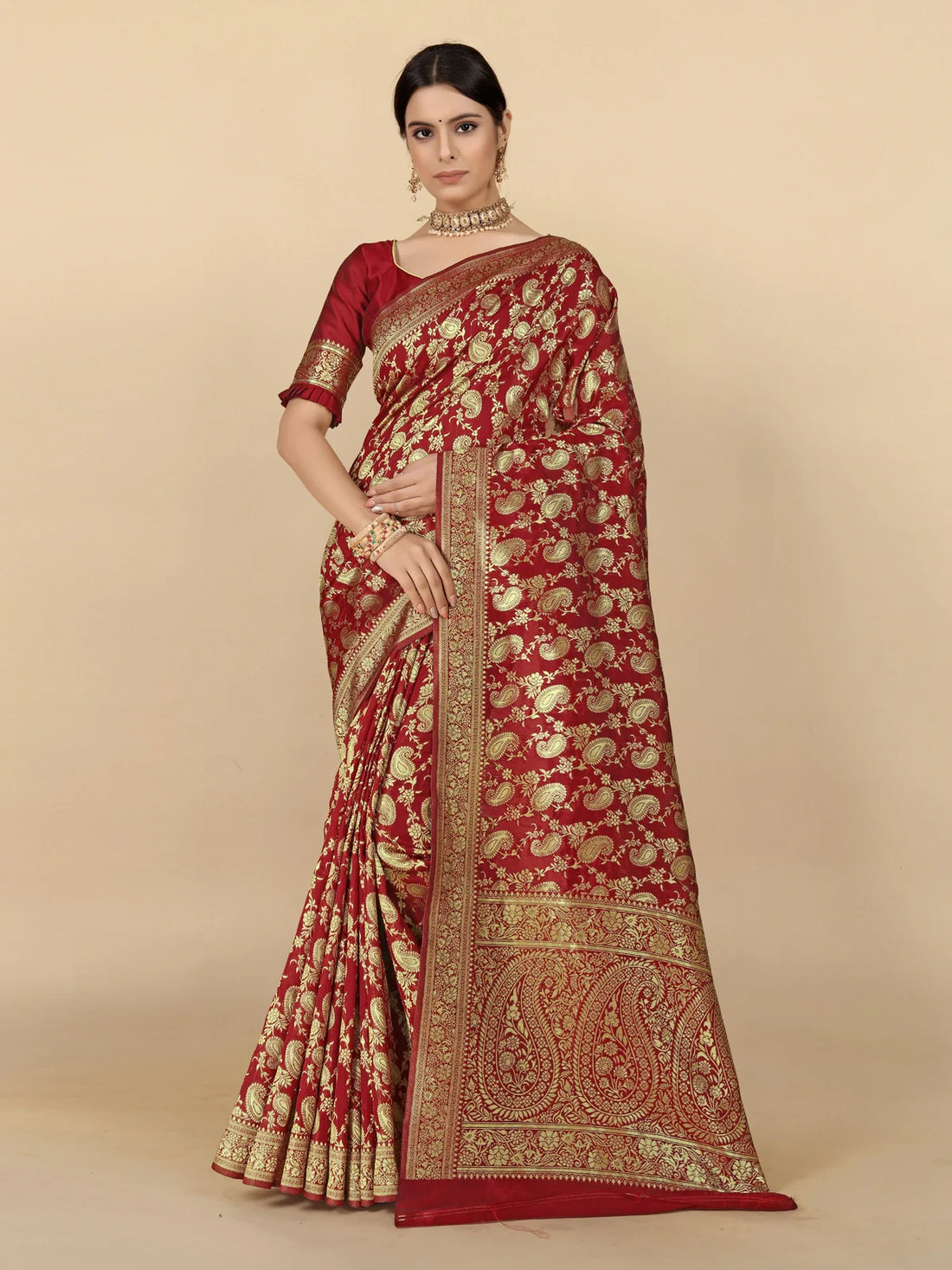 Buy Paisley Woven Banarasi Silk Saree With Blouse Piece-Maroon