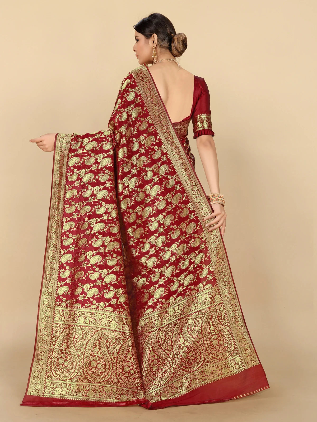 Buy Paisley Woven Banarasi Silk Saree With Blouse Piece-Maroon