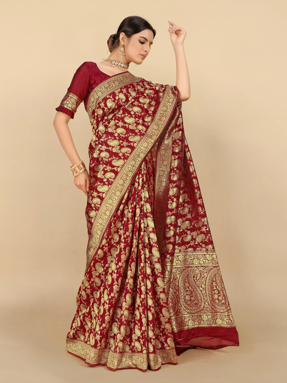 Buy Paisley Woven Banarasi Silk Saree With Blouse Piece-Maroon