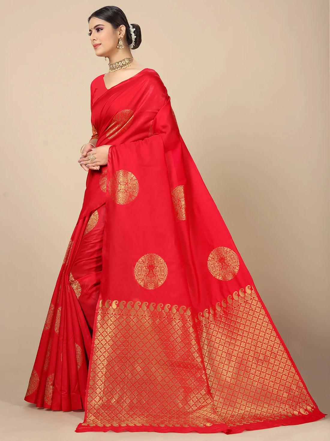 Buy Banarasi Silk Jacquard Saree With Blouse Piece-Red