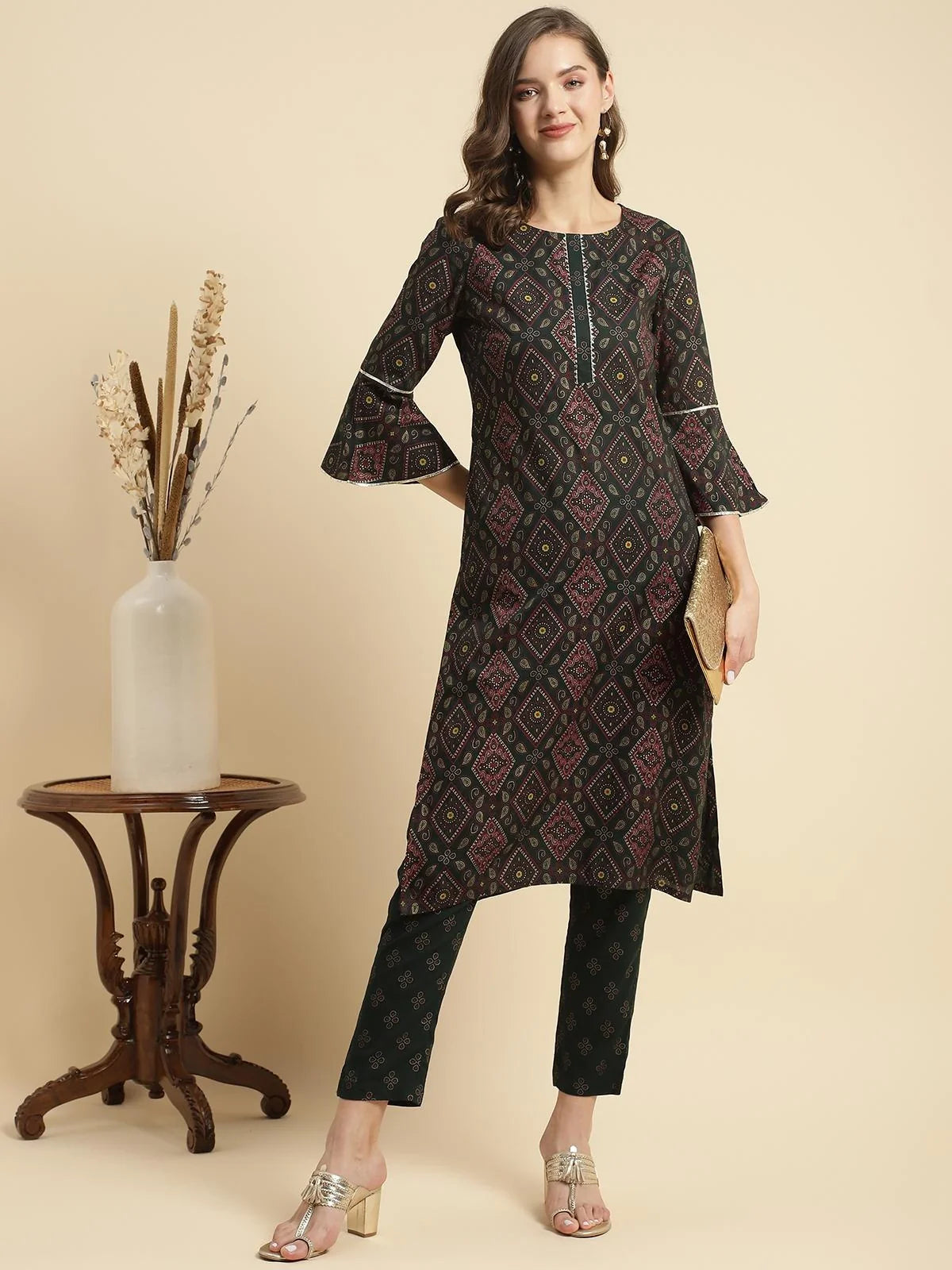 Buy Rayon Printed Knee Length Straight Kurta With Pant-Green