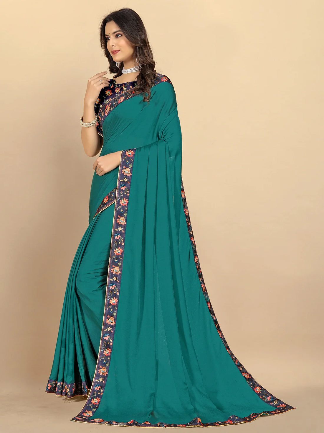 Buy Solid Moss Georgette Saree With Printed Border & Blouse Piece-Sea Green