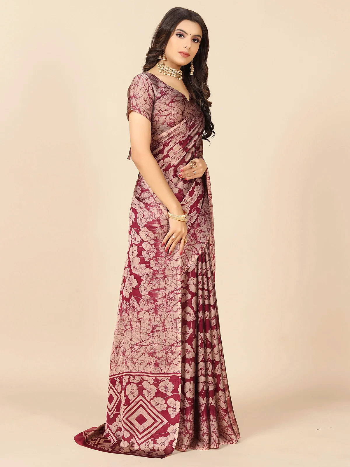 Buy Tie & Dye Floral Printed Chiffon Saree With Blouse Piece-Maroon