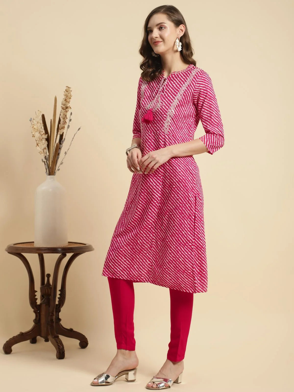 Buy Rayon Leheria Yoke Embroidered Knee Length Straight Kurta With Pant-Pink