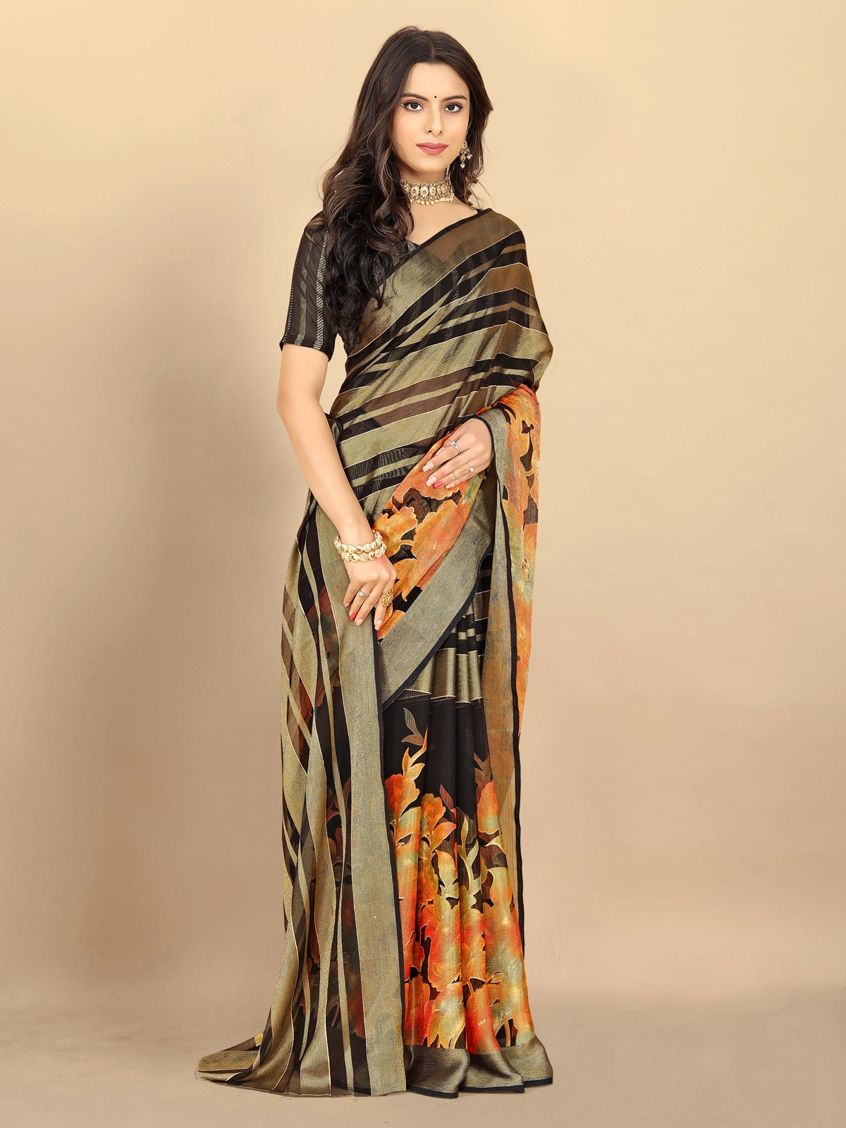 Buy Floral Printed Chiffon Saree With Blouse Piece-Black