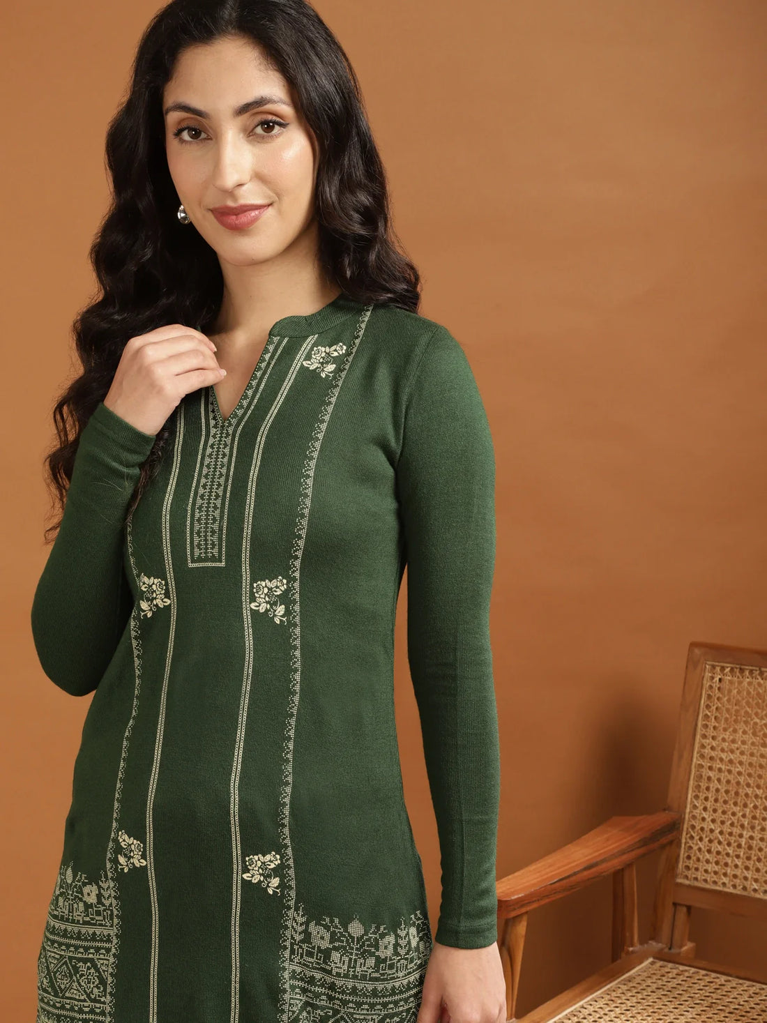 Buy Acrylic Printed Calf Length Straight Winter Kurta-Green