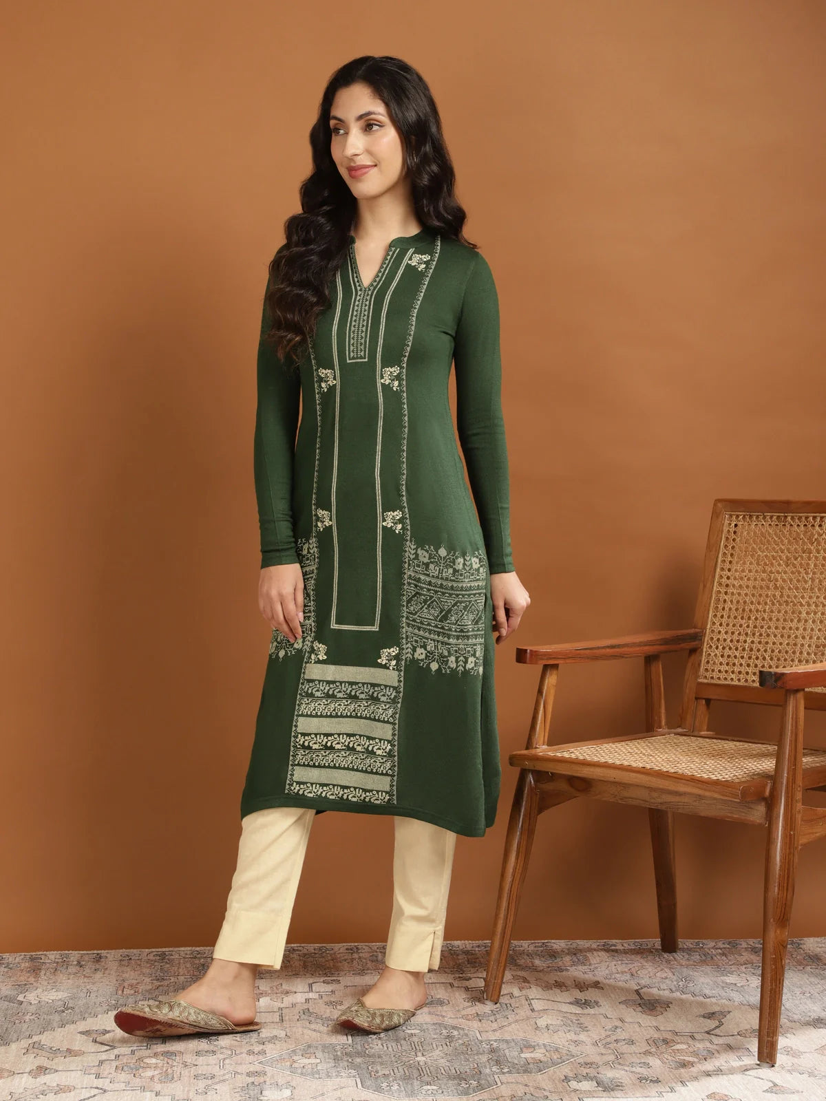 Buy Acrylic Printed Calf Length Straight Winter Kurta-Green