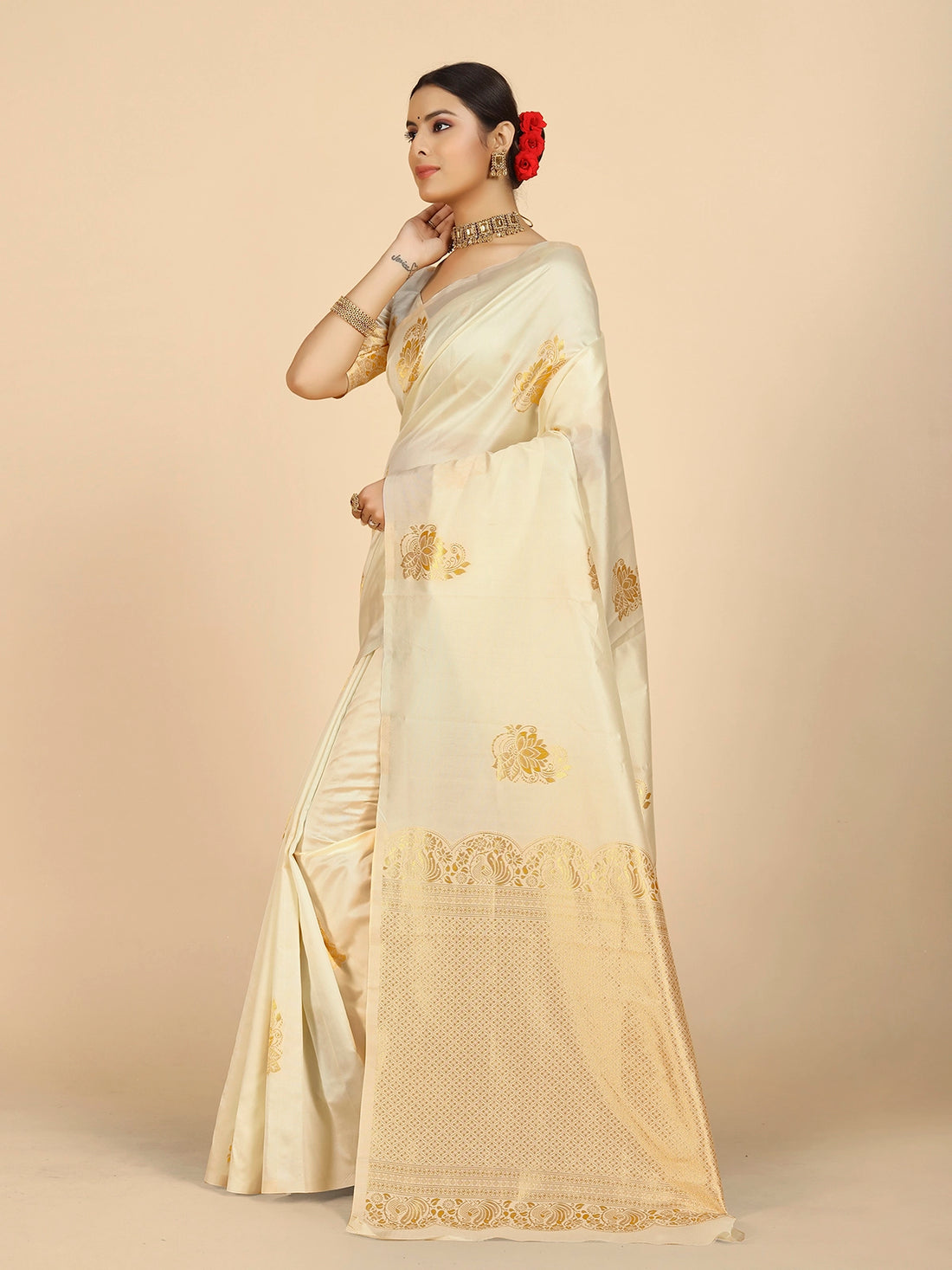 Buy Ethnic Motifs Banarasi Silk Saree With Blouse Piece-Cream