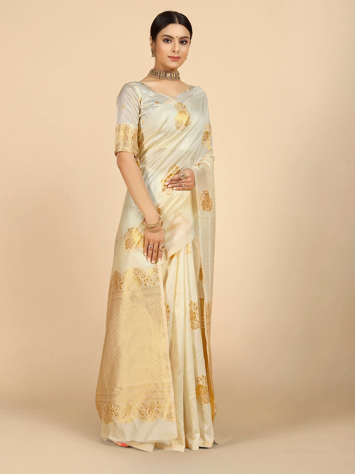 Buy Ethnic Motifs Banarasi Silk Saree With Blouse Piece-Cream