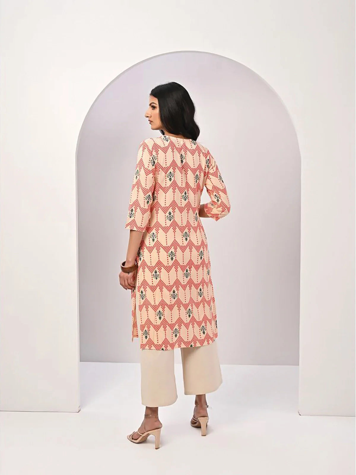 Buy Rayon Floral Printed Calf Length Straight Kurta-Peach