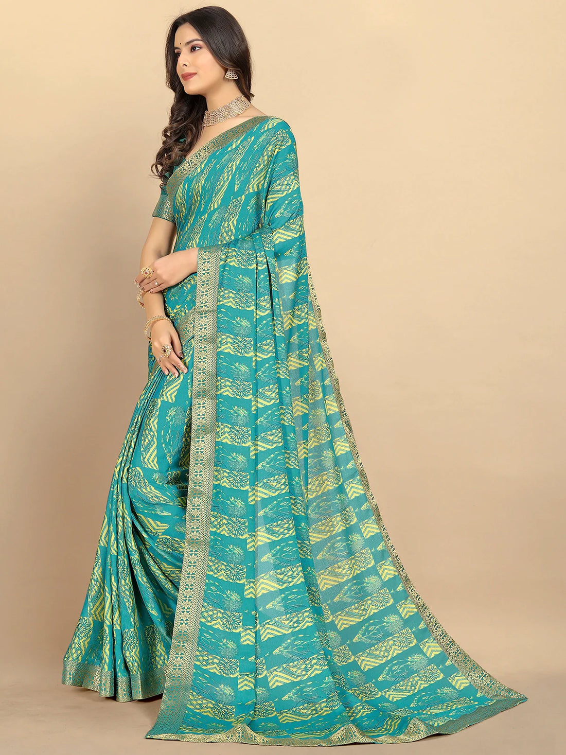 Buy Abstract Printed Moss Georgette Saree With Blouse Piece-Sea Green