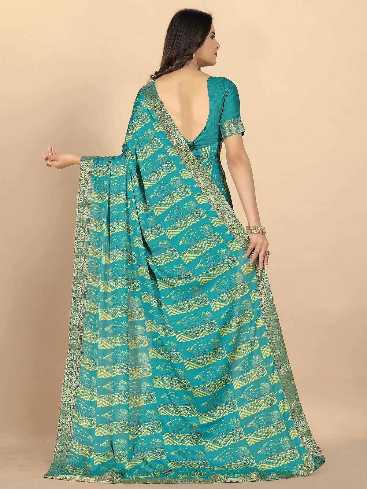 Buy Abstract Printed Moss Georgette Saree With Blouse Piece-Sea Green