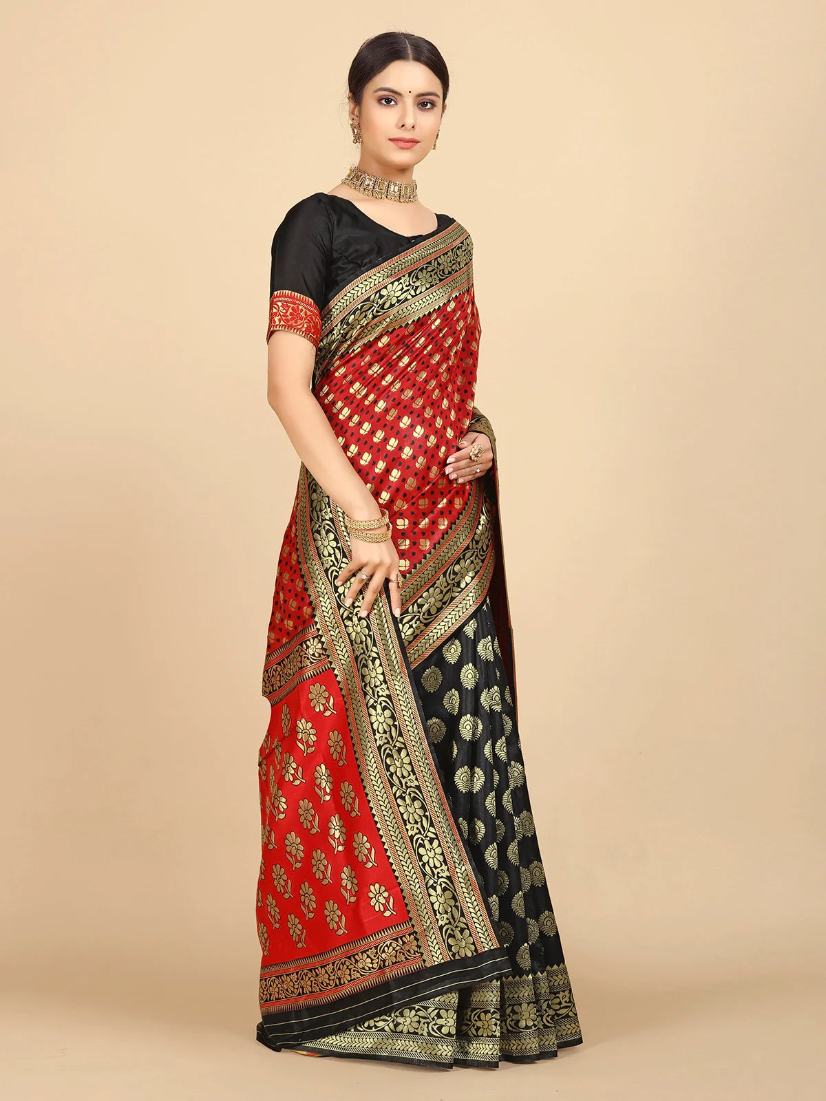 Buy Banarasi Silk Jacquard Saree With Blouse Piece-Black