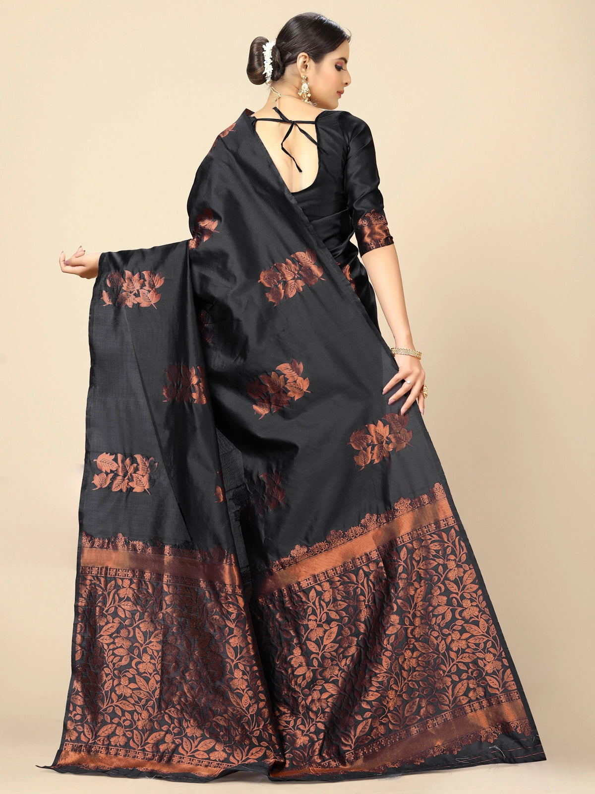 Buy Ethnic Motifs Banarasi Silk Saree With Blouse Piece-Black