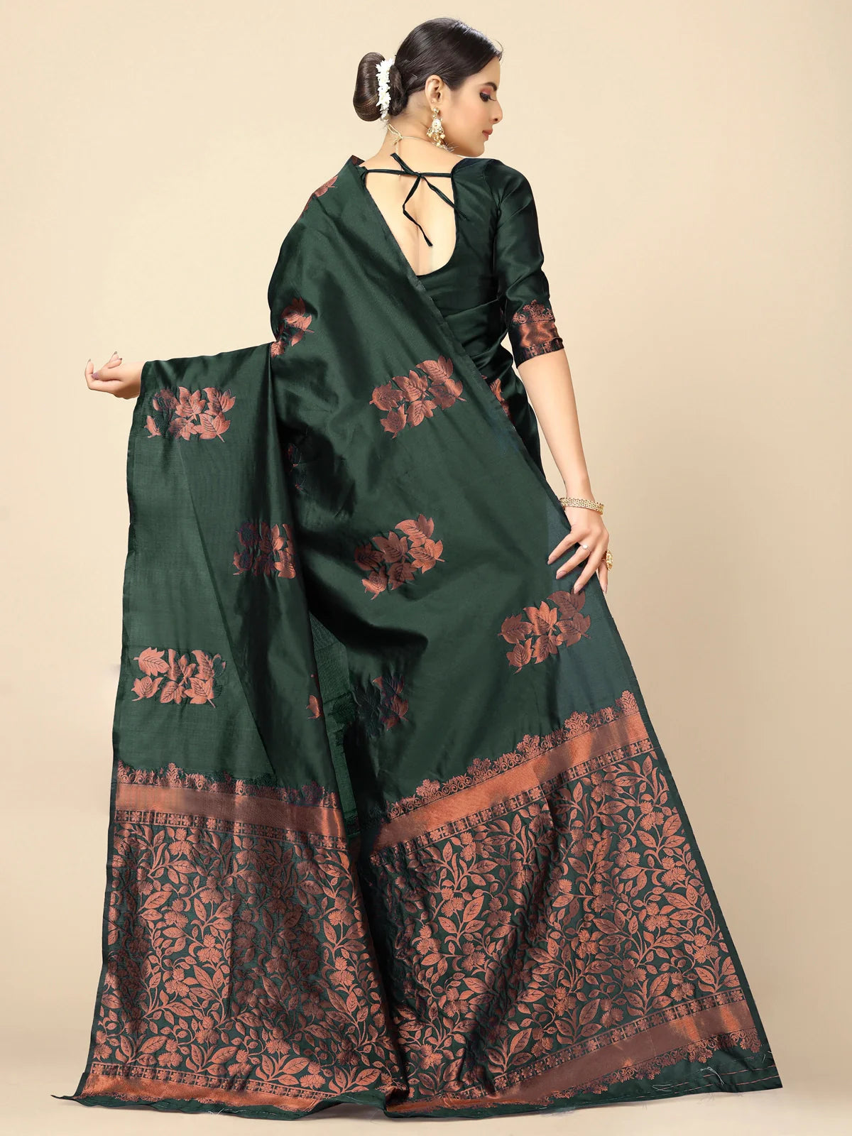 Buy Ethnic Motifs Banarasi Silk Saree With Blouse Piece-Green