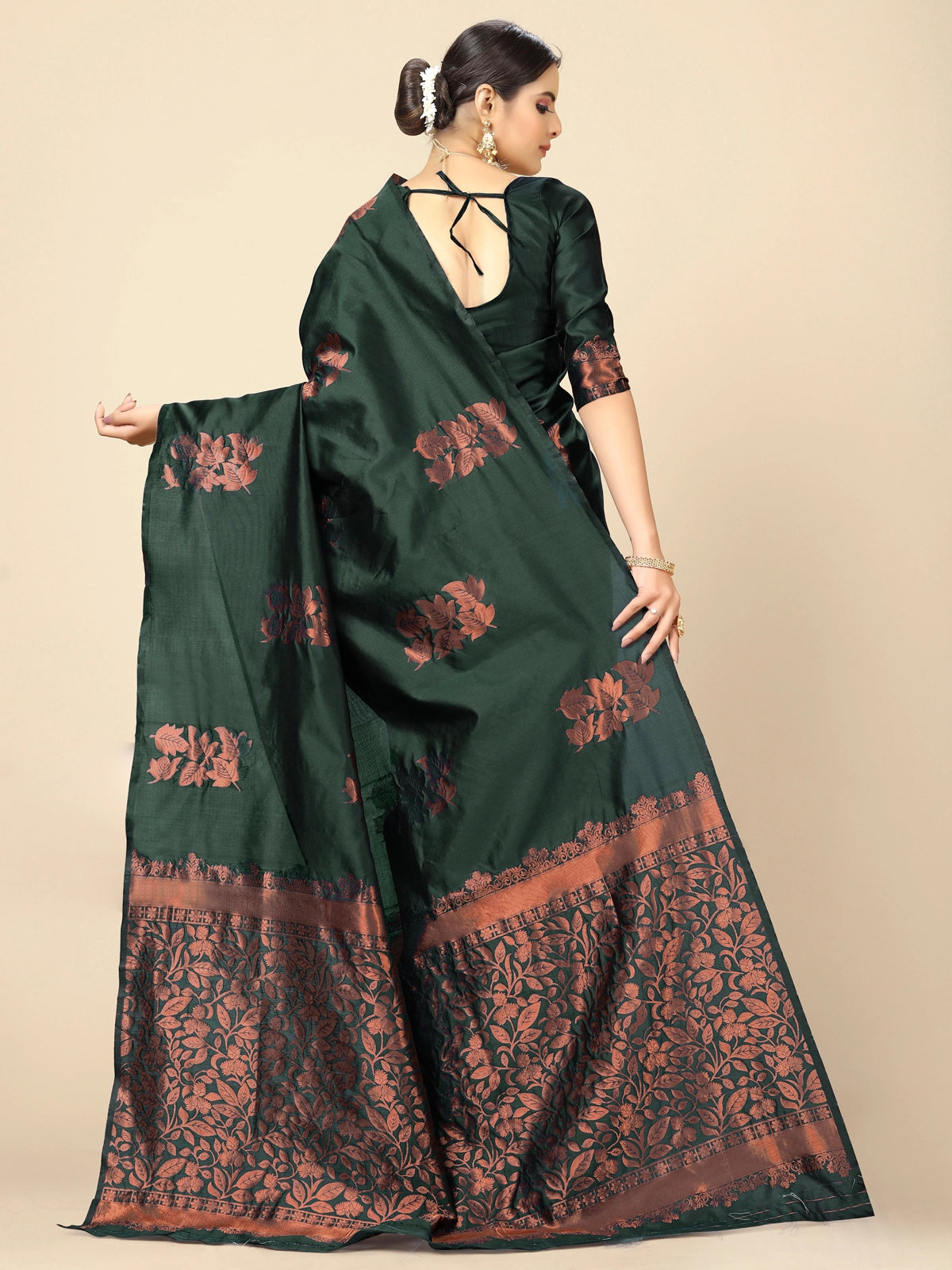 Buy Ethnic Motifs Banarasi Silk Saree With Blouse Piece-Black