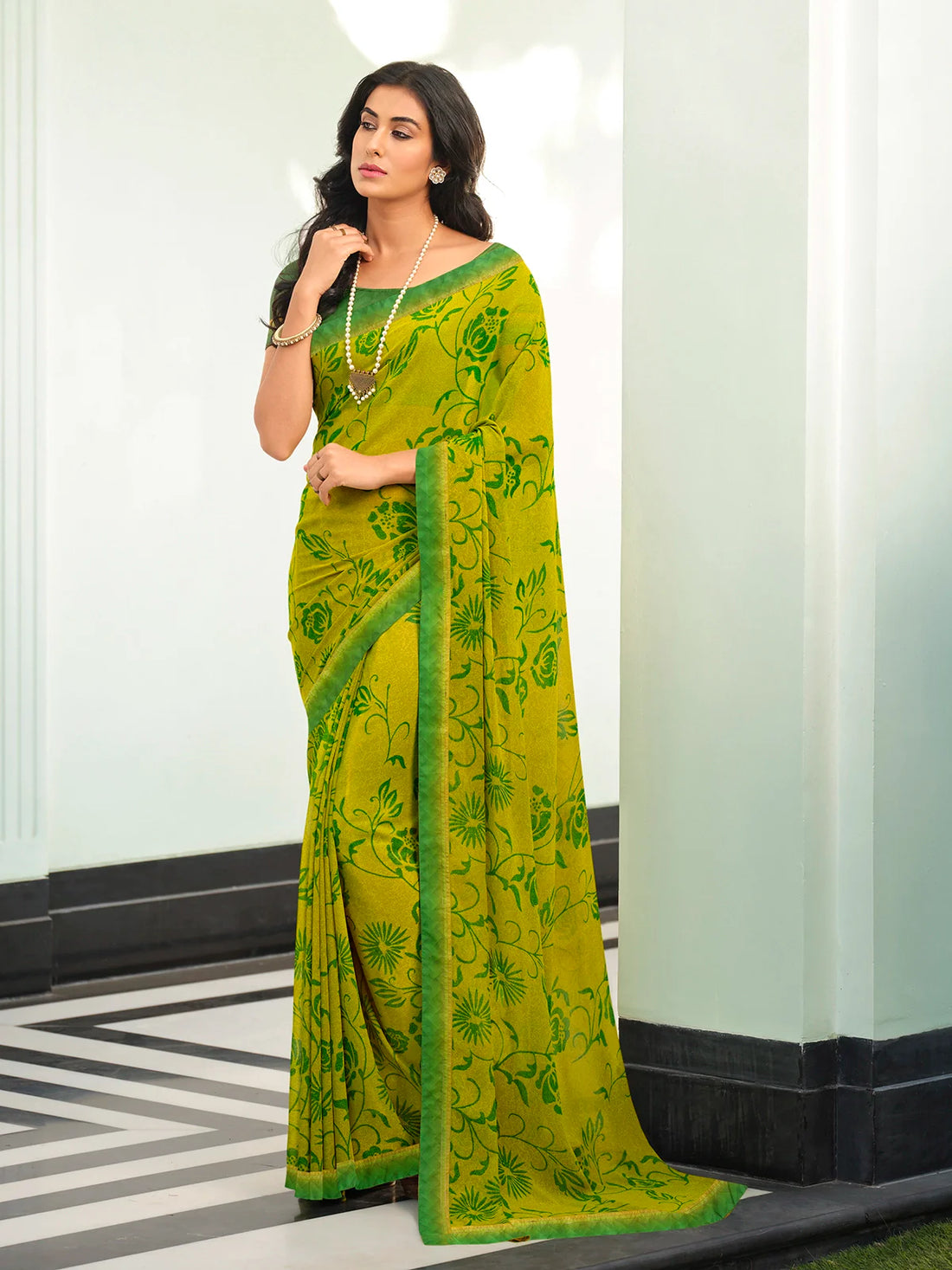 Buy Georgette Floral Printed Saree With Lace Border & Blouse Piece-Lime Green