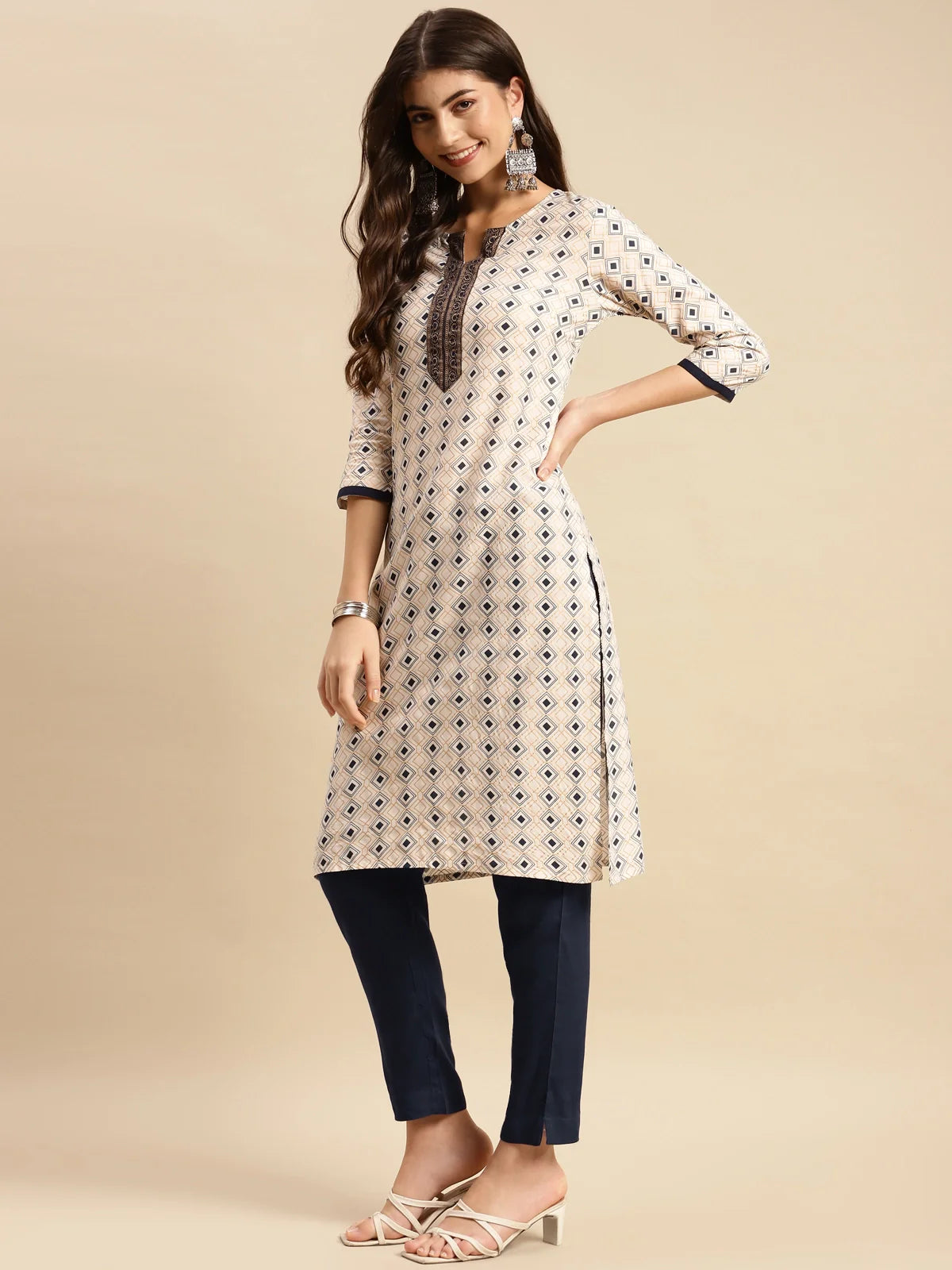 Buy Rayon Geometric Printed Calf Length Straight Kurta With Pant-White