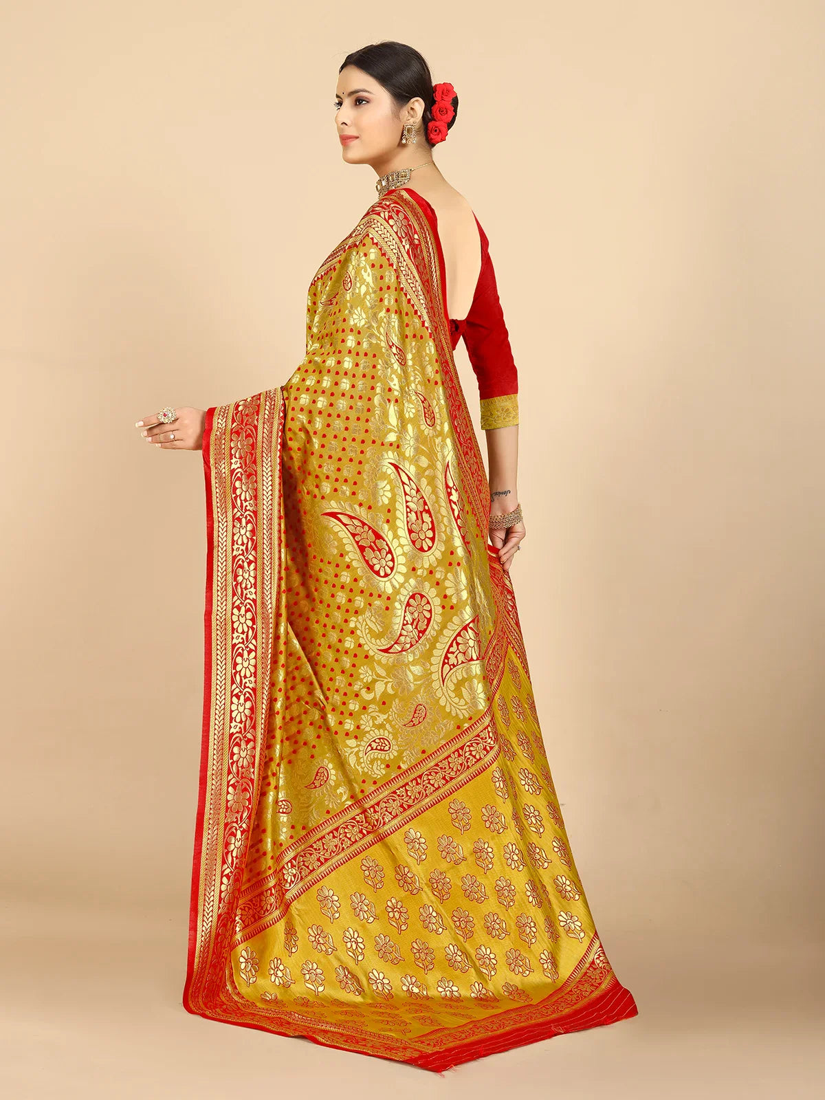 Buy Banarasi Silk Jacquard Saree With Blouse Piece-Gold