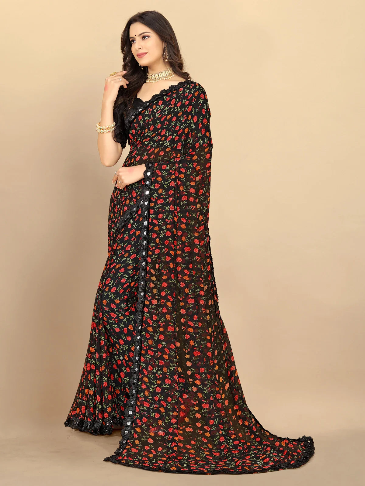 Buy Floral Printed Georgette Saree With Blouse Piece-Black