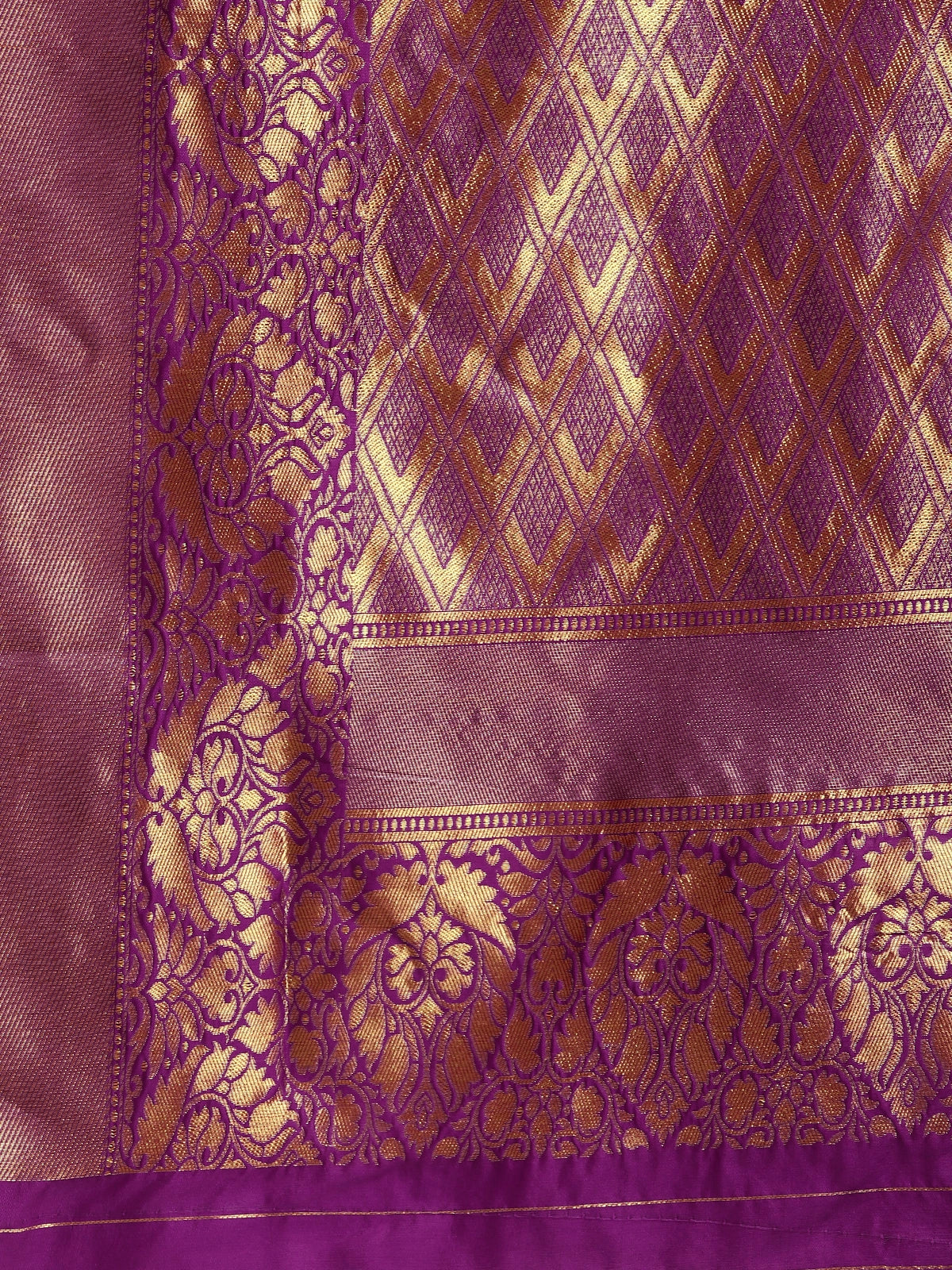 Buy Banarasi Silk Jacquard Saree With Blouse Piece-Purple