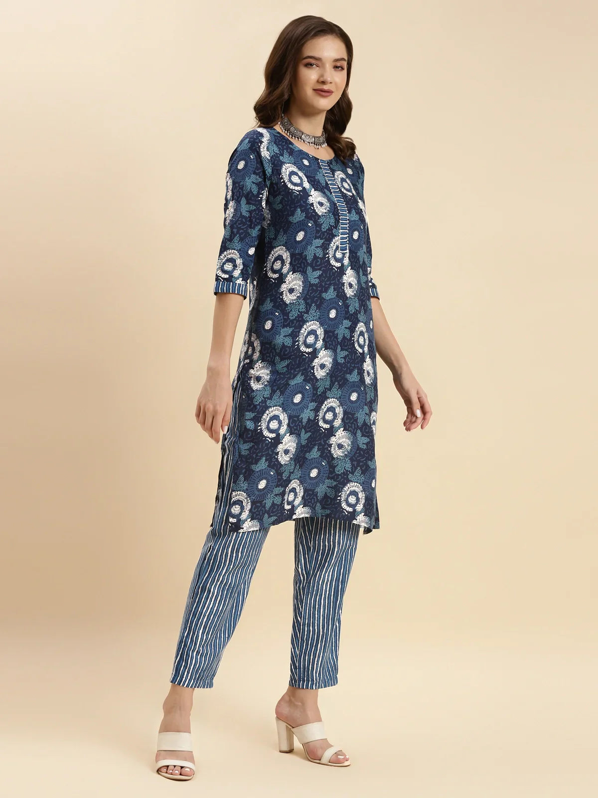 Buy Cotton Printed Knee Length Straight Kurta With Pant-Indigo