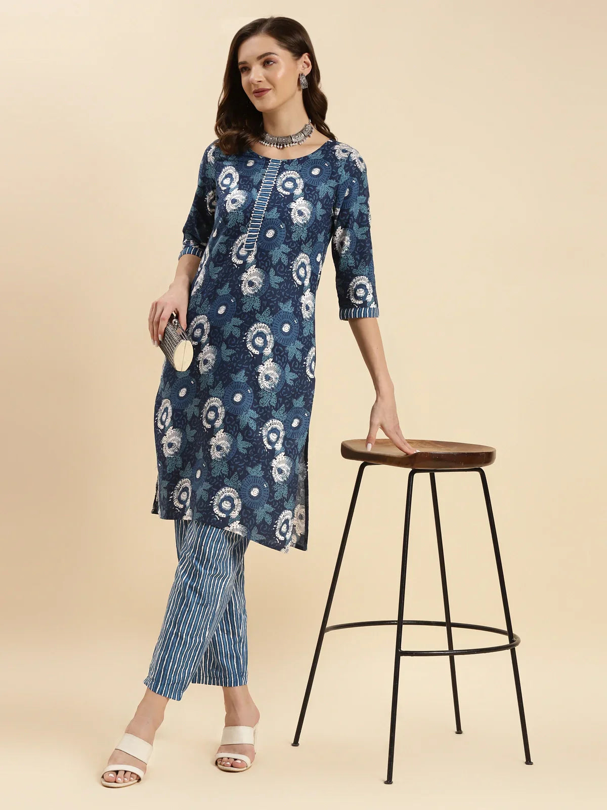 Buy Cotton Printed Knee Length Straight Kurta With Pant-Indigo