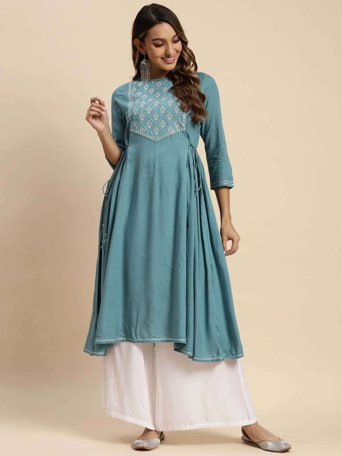 Buy Rayon Yoke Zari Embroidered Calf Length Flared Kurta With Side Tie Up-Teal