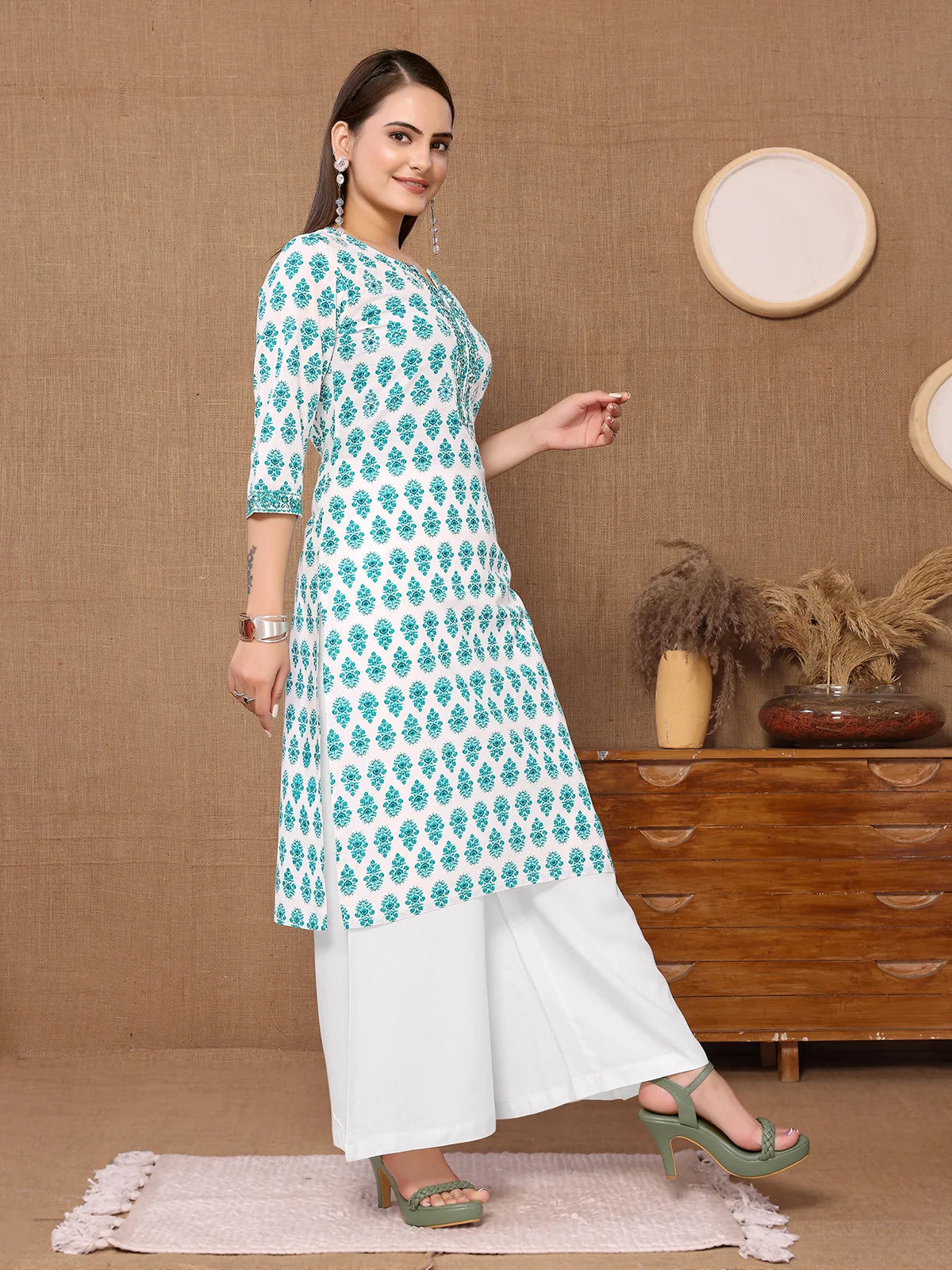 Buy Cotton Embroidered Knee Length Straight Kurta-Turquoise