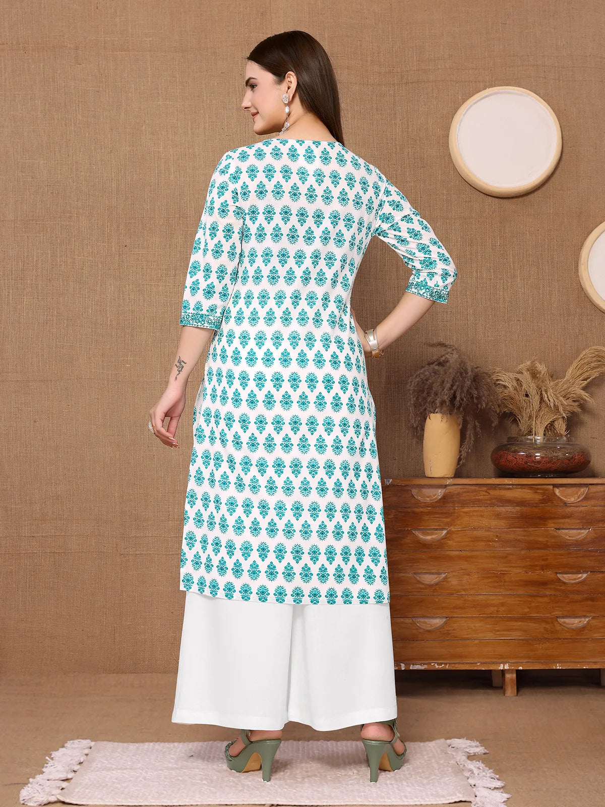 Buy Cotton Embroidered Knee Length Straight Kurta-Turquoise