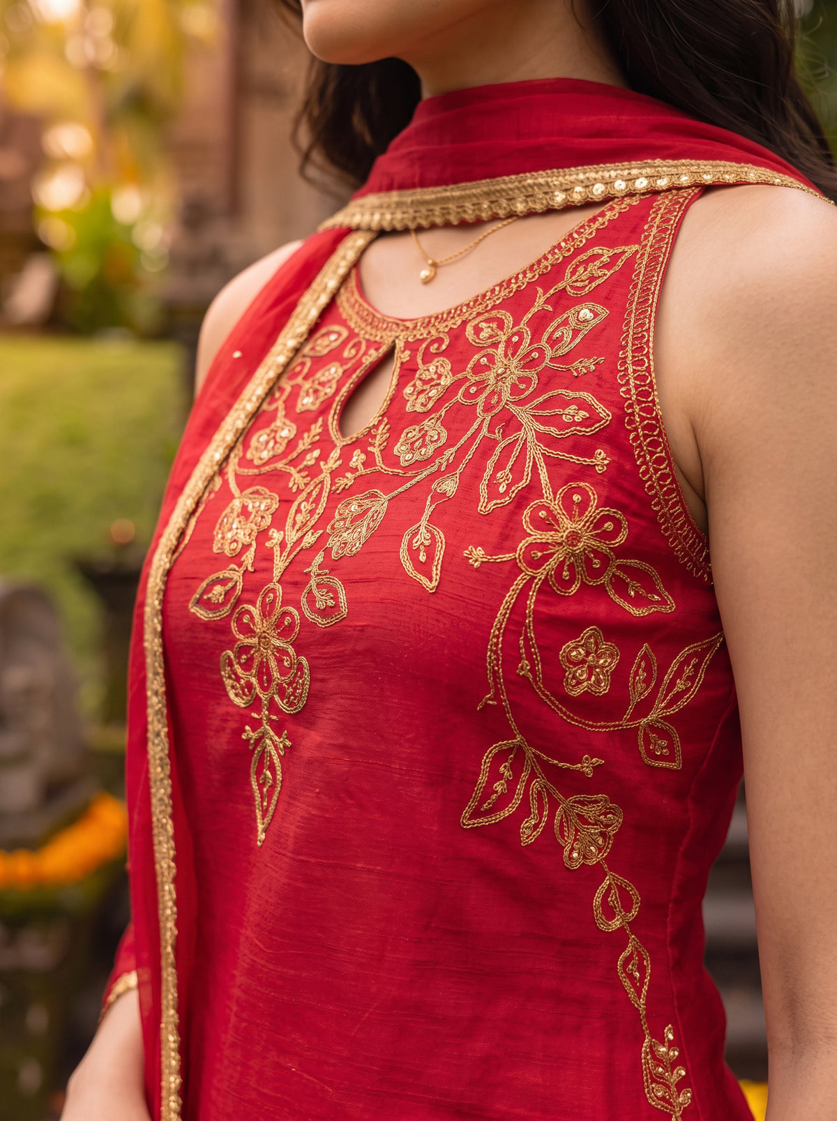 Viscose Embroidered Straight Knee Length Kurta With Pant and Dupatta