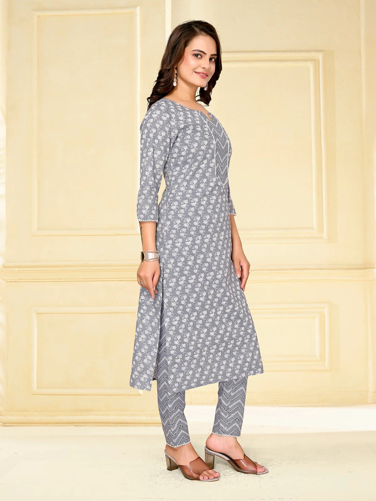 Buy Cotton Floral Printed Calf Length Straight Kurta With Pant-Light Grey