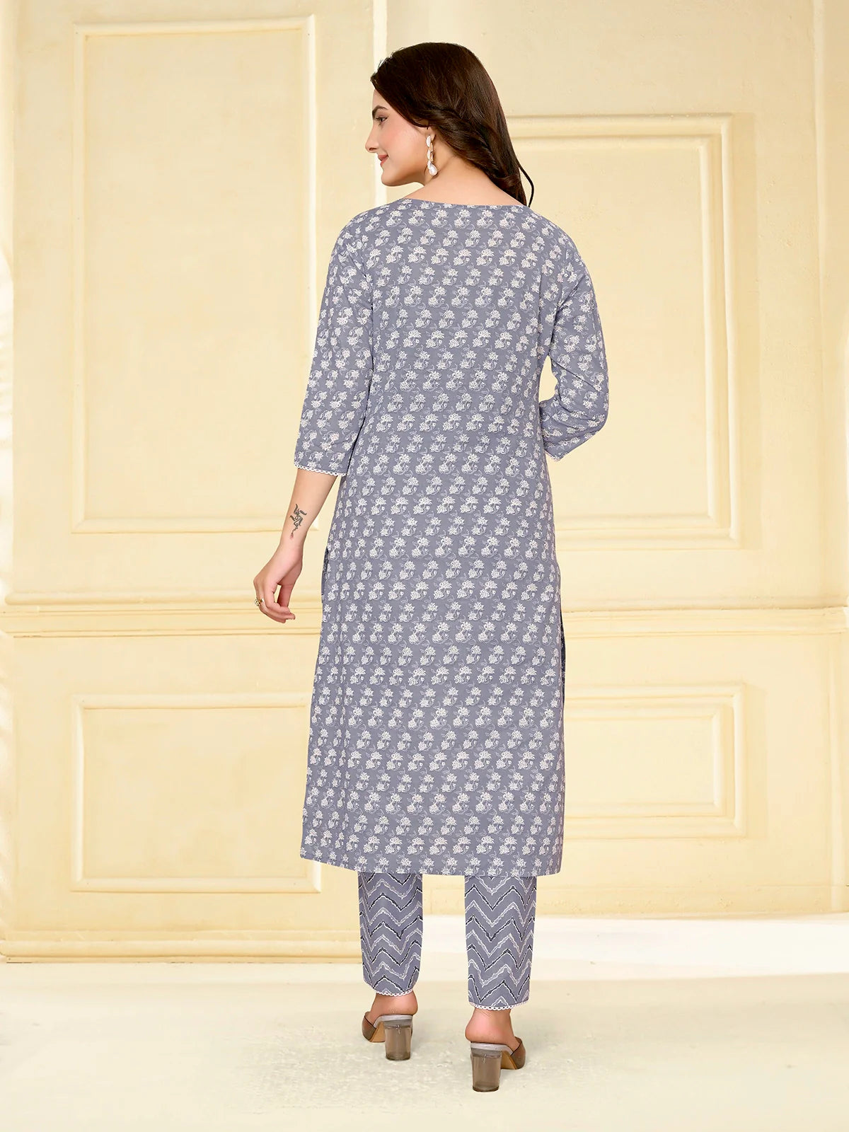 Buy Cotton Floral Printed Calf Length Straight Kurta With Pant-Light Grey